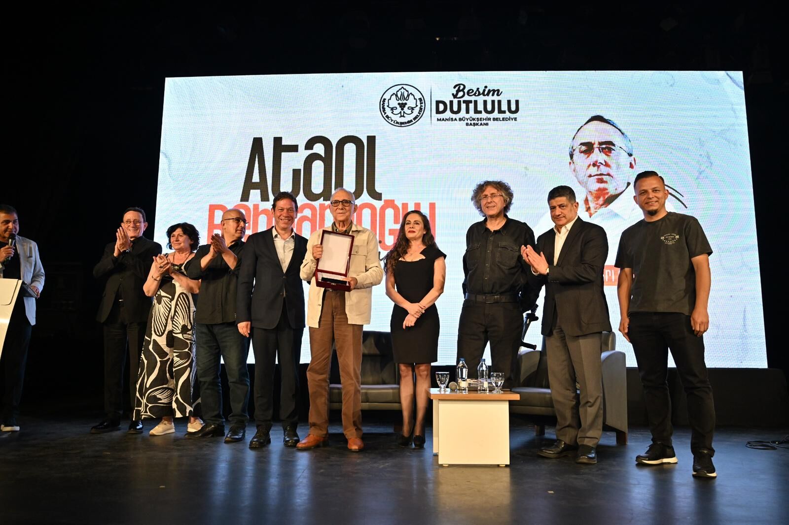 Ataol Behramoğlu Manisalılarla Buluştu (6)