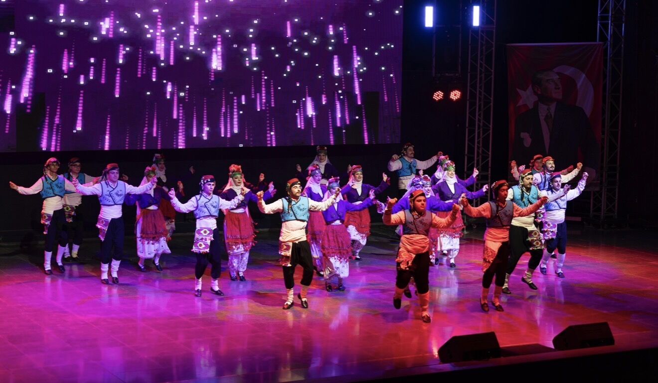Balçova Belediyesi 19 Mayıs’ı Dans Ve Konserlerle Kutladı (4)