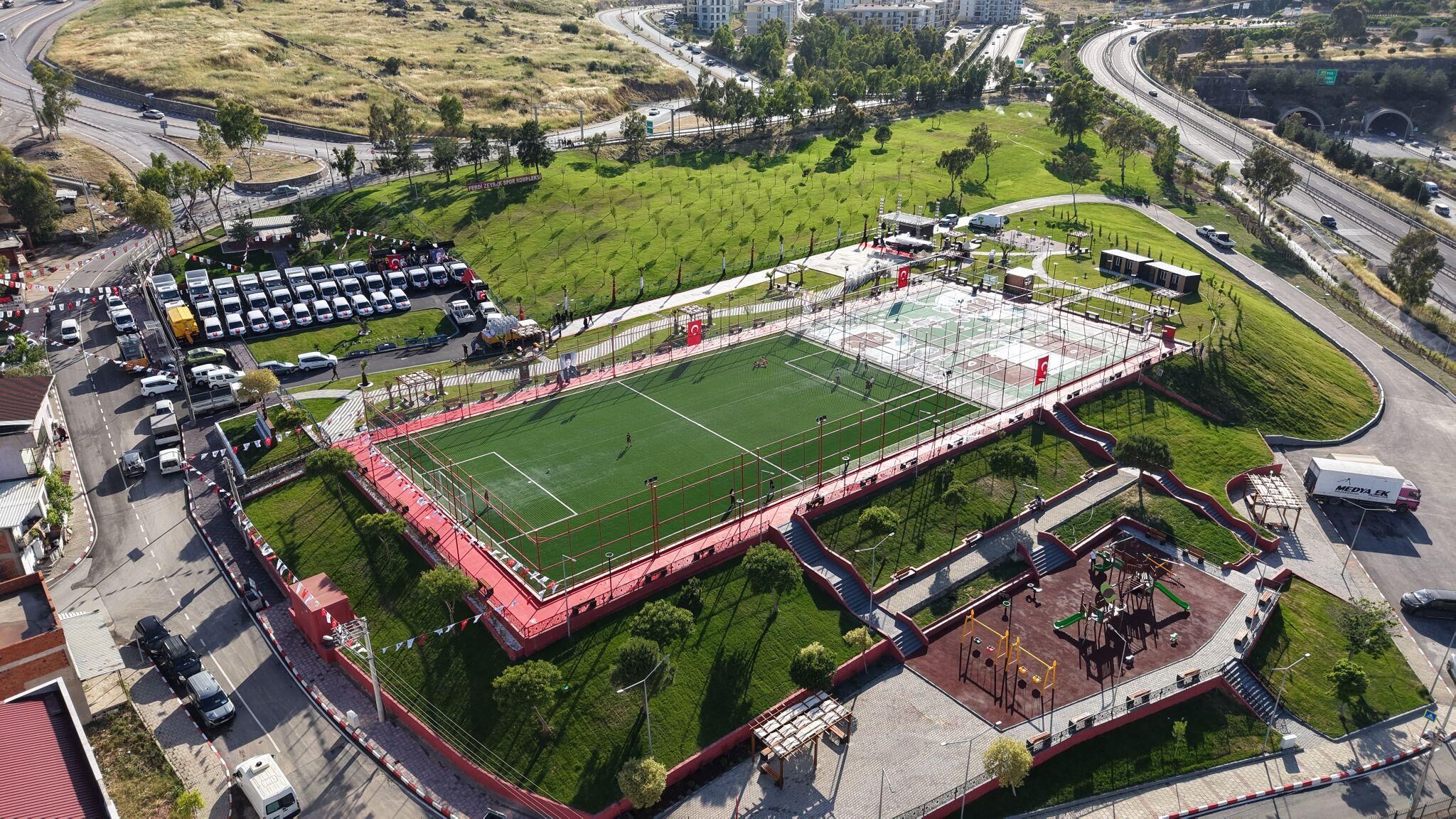 Bayraklı2