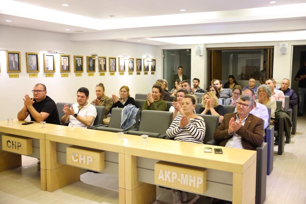 Belediye Ve Sendika Anlaştı Çeşme’de Ti̇s Yürürlüğe Girdi (2)