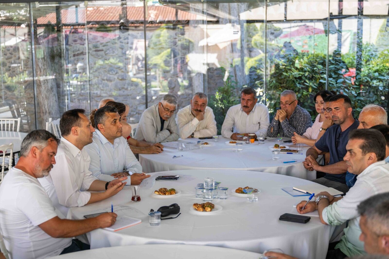 Bornova Belediye Başkanı Eşki, Muhtarlarla Çözüm Için Buluştu2 (4)