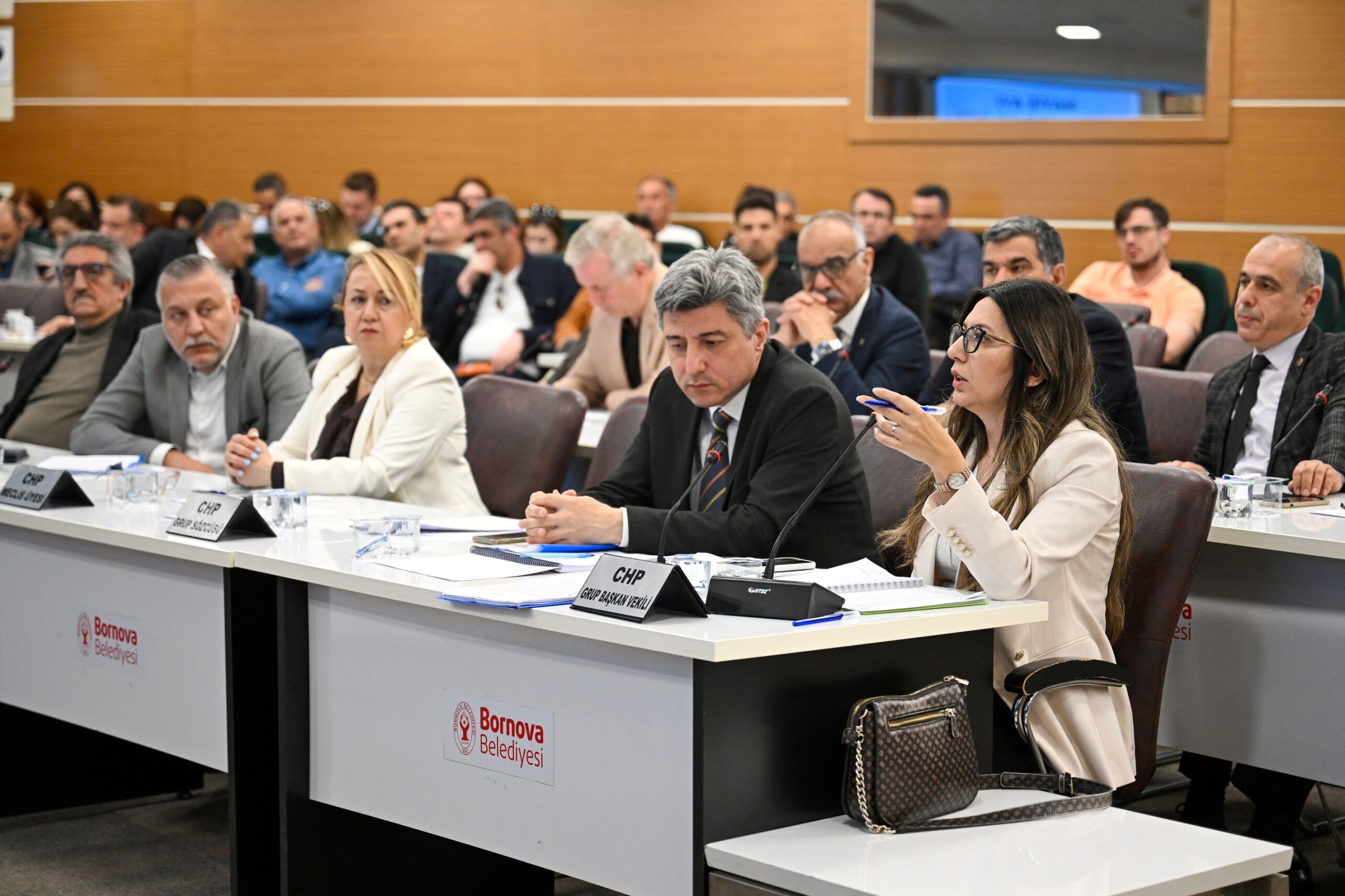 Bornova Belediyesi’nin 2025 Mali Yılı Kesin Hesabı Mecliste Oy Çokluğuyla Kabul Edildi. 4,3 Milyar Tl’lik Bütçe Ve Harcamalar Değerlendirildi (6)