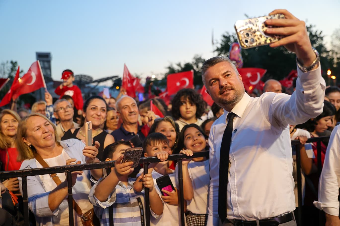 Buca 19Mayis Kortej Konser (12) (1)