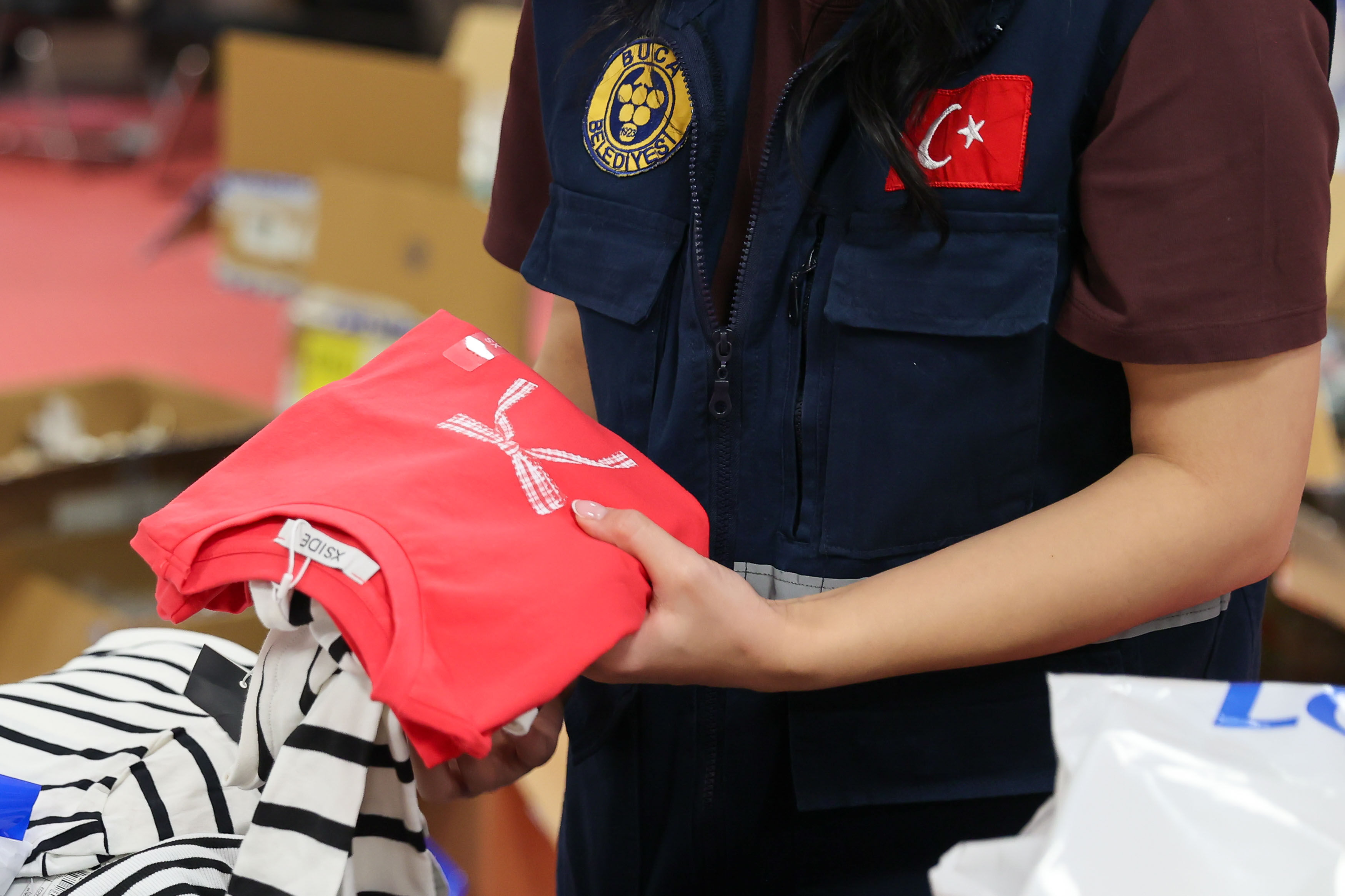 Buca Belediyesinden 300 Hanelere Bayram Desteği (5)