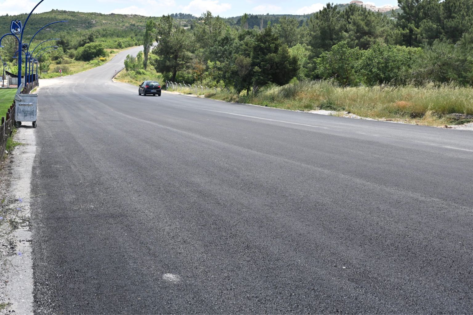 Büyüksümbüller Ile Ortaköy Arasındaki Yol Sıcak Asfaltla Yenilendi (2)