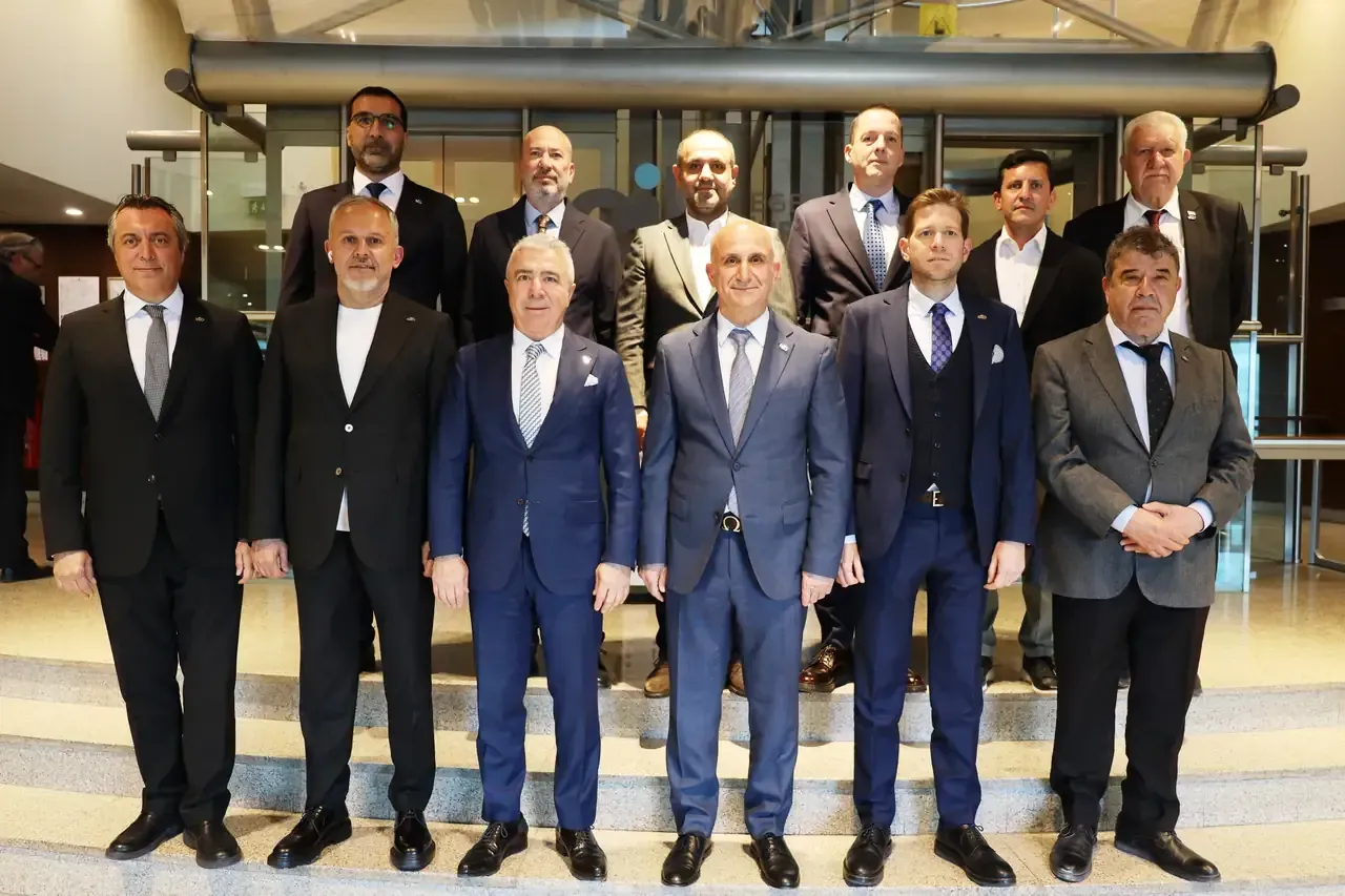 Ei̇b’de Koordinatör Başkanlığa Muhammet Öztürk Seçildi (2)