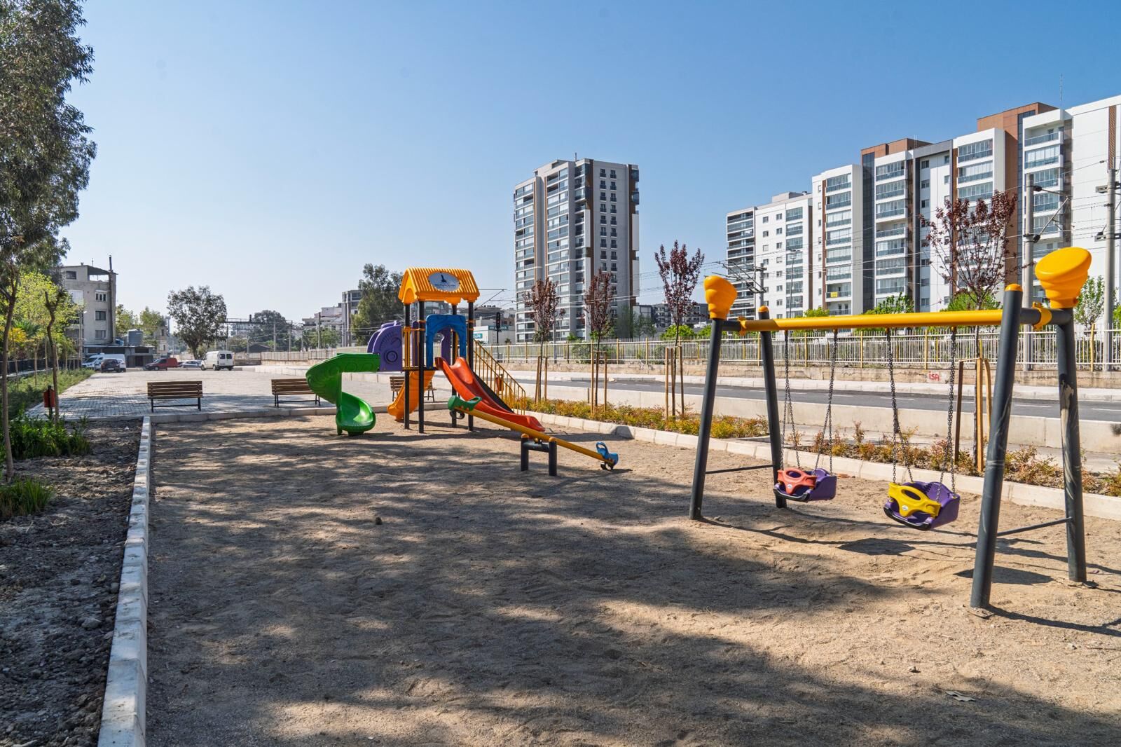 İzmir Büyükşehir Belediyesi, (1)
