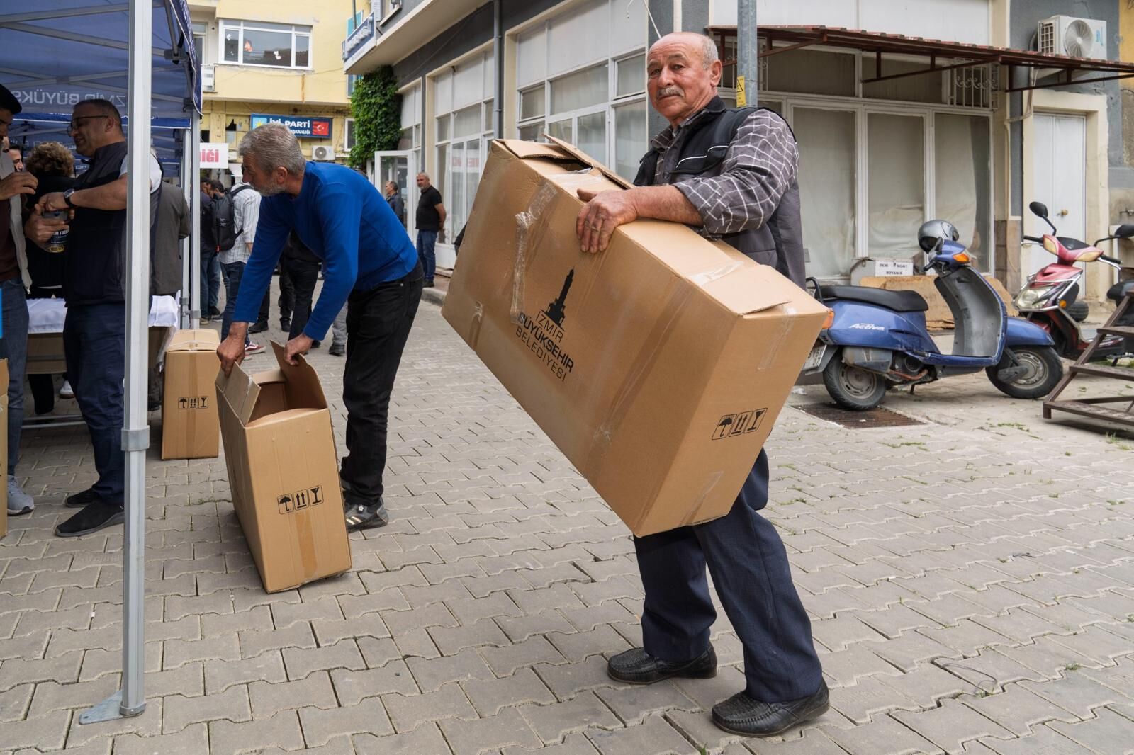 İzmir Büyükşehir’den Incir Üreticisine ‘Ekşilik Böceği’ Kalkanı! (8)