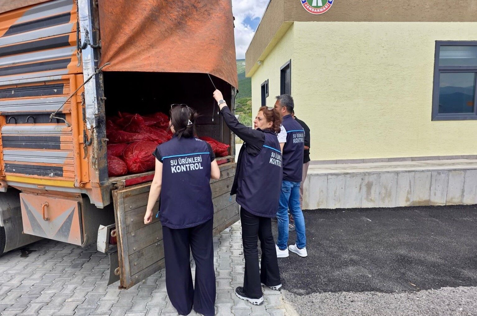İzmir’de Dev Operasyon Kaçak Avcılara 7 Tonluk Darbe! (3)