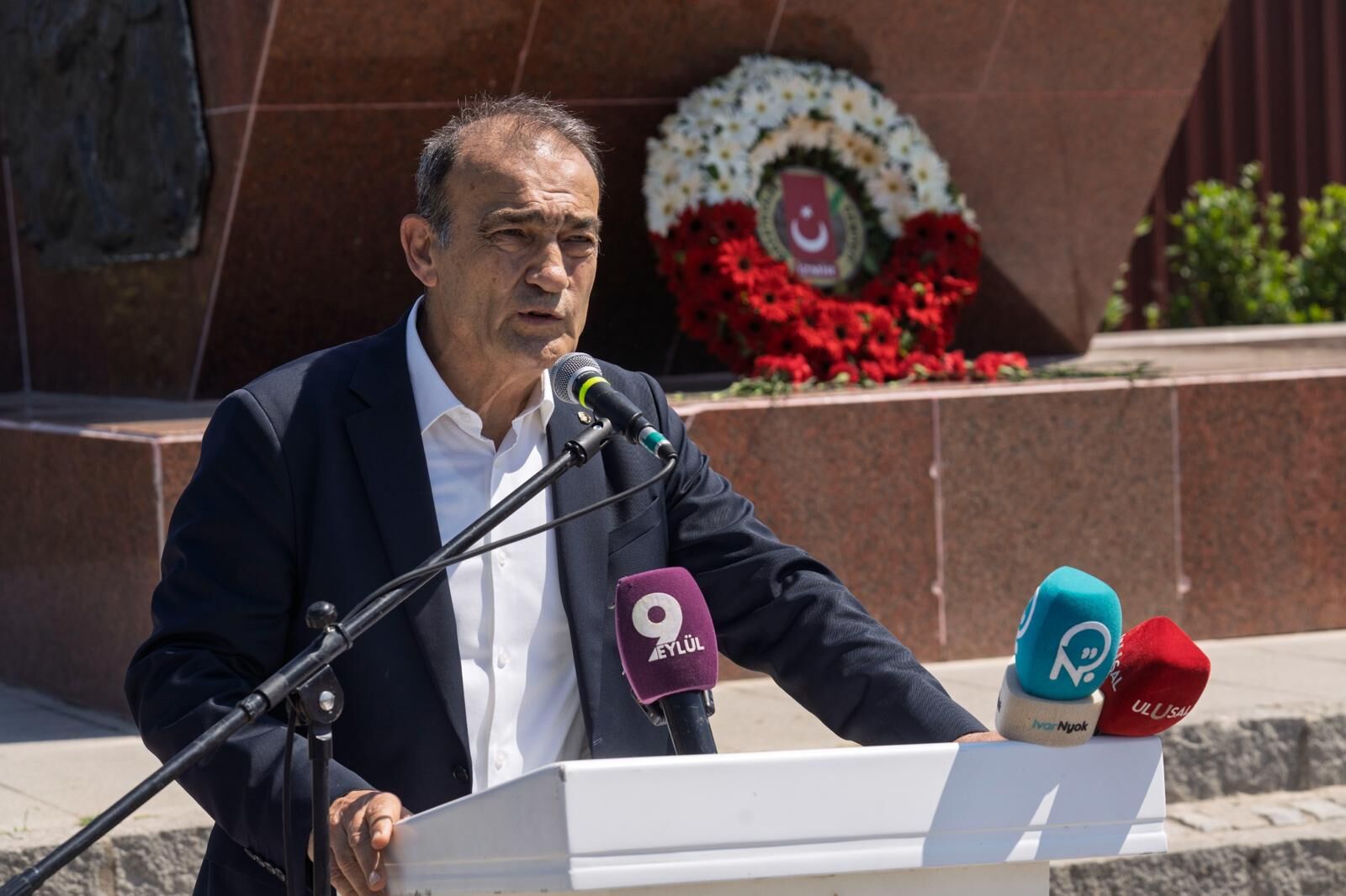 İzmir’de Hasan Tahsin’in Meşalesi Sönmeyecek3