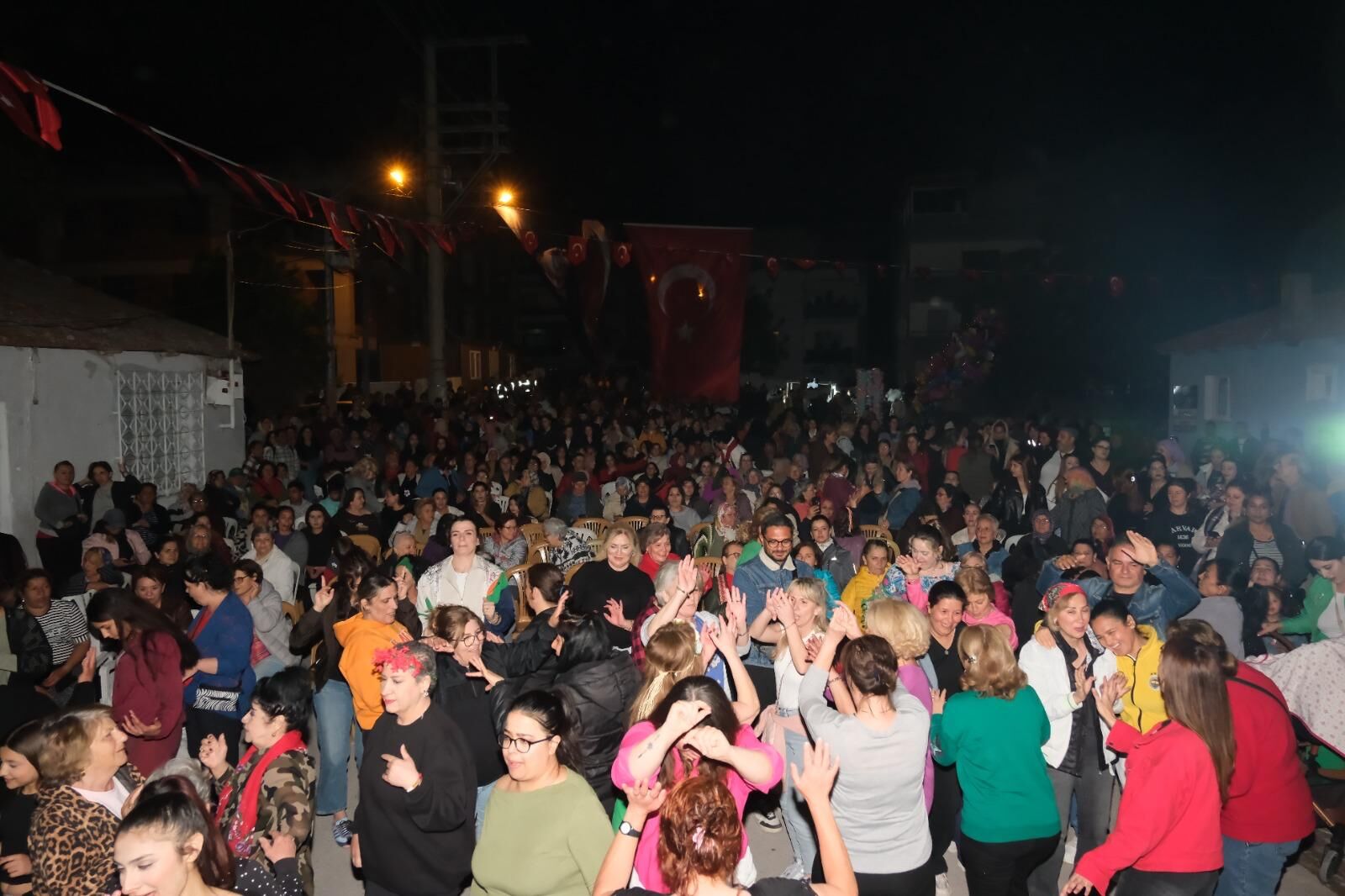 İzmir’in Dikili Ilçesinde Hıdırellez (6)