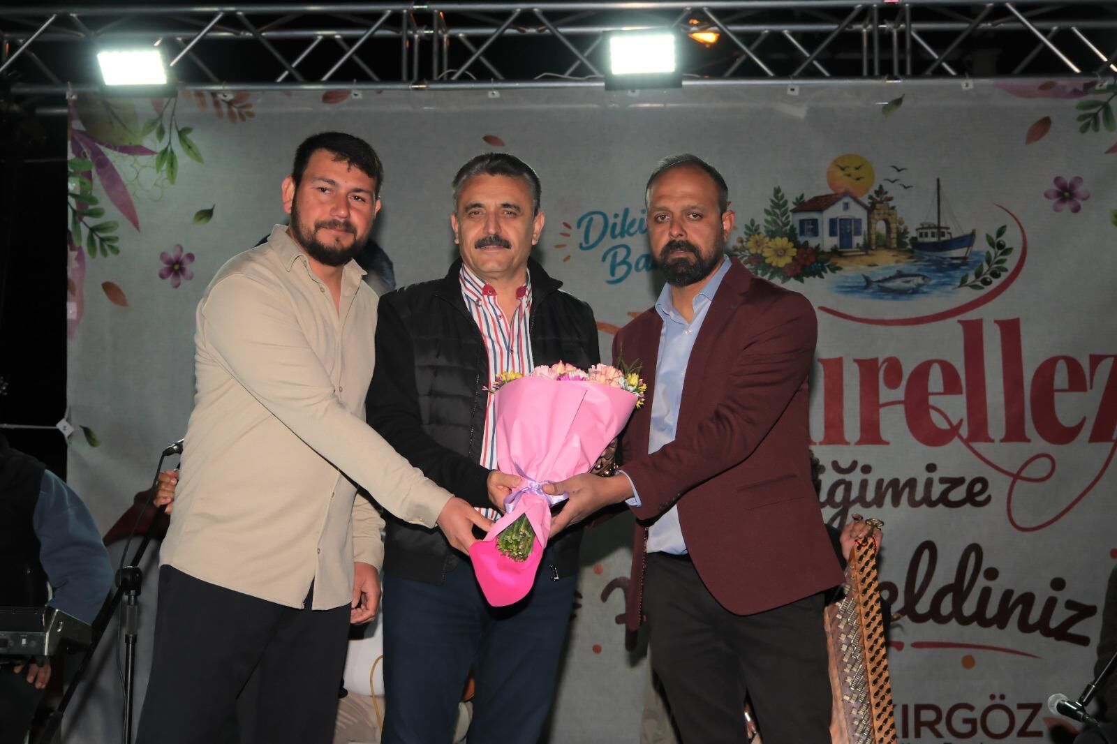 İzmir’in Dikili Ilçesinde Hıdırellez (7)