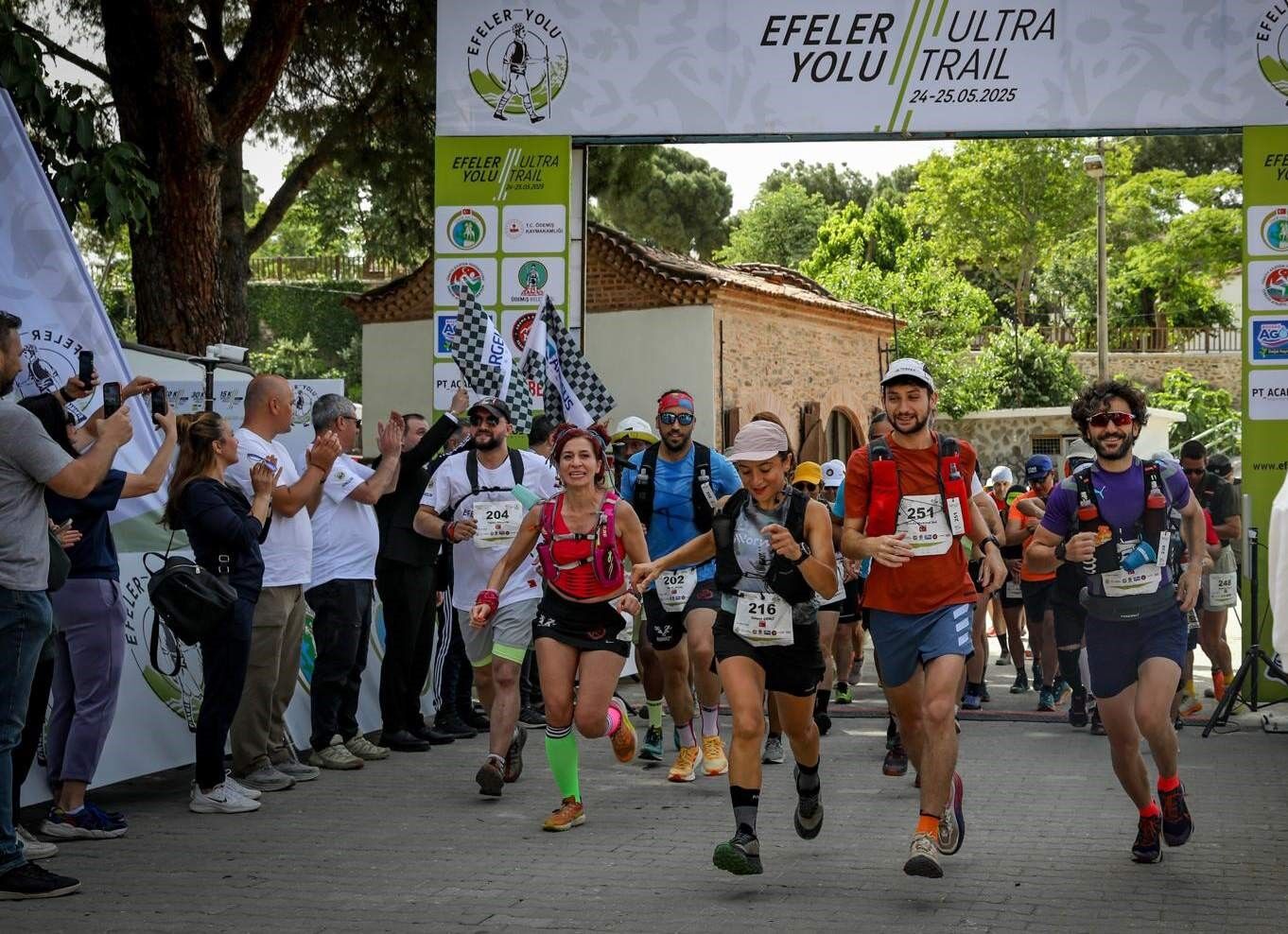 İzmir’in Doğal Güzellikleri Ile Köklü Kültürel Mirasını Bir Araya Getiren Efeler Yolu Ultra Trail, Bu Yıl Ikinci Kez Düzenlenerek Doğa Ve Macera Tutkunlarını Bir Araya Getirmeye Hazırlanıyor. (4)