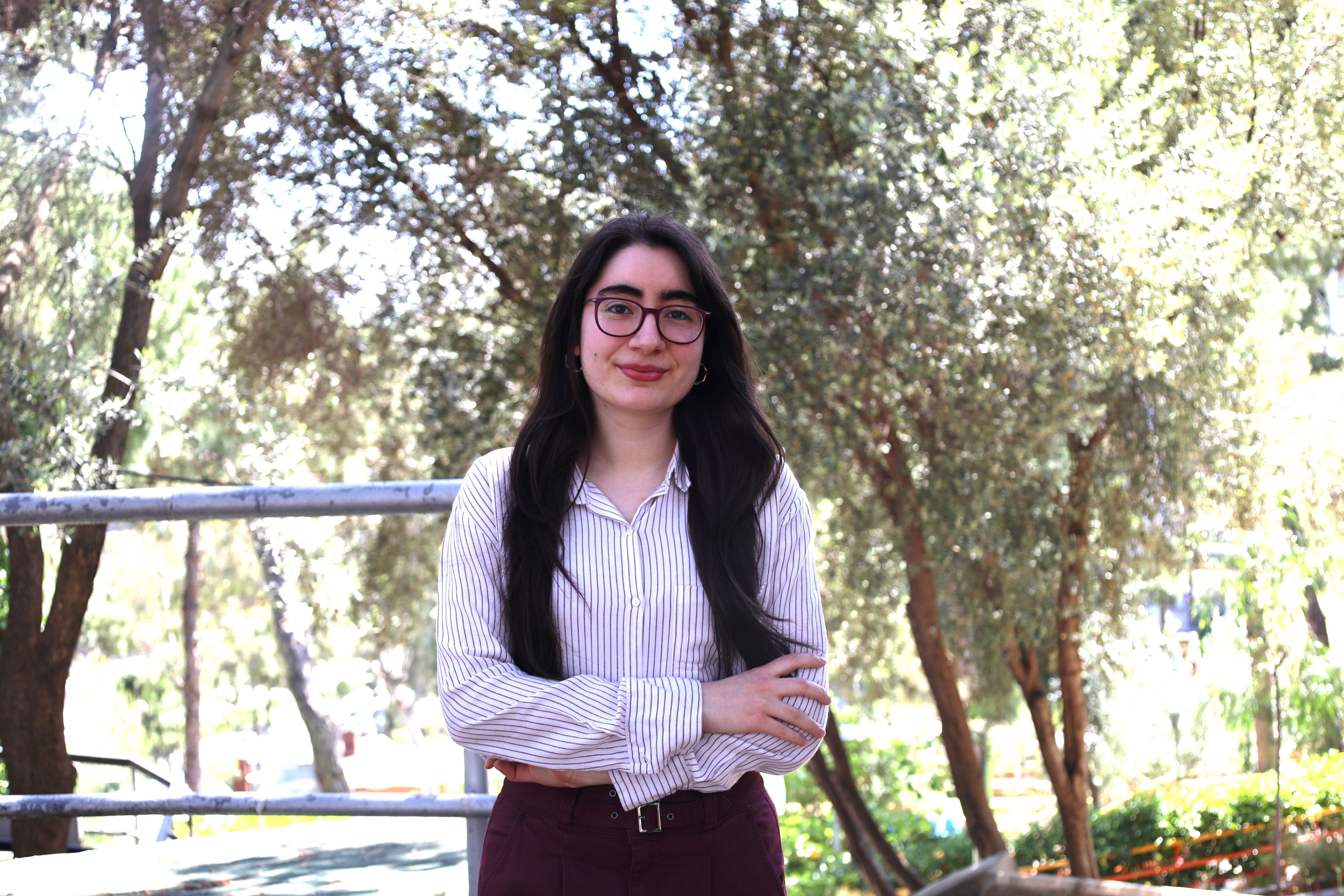 İzmirli Berra Okudurlar, (2)