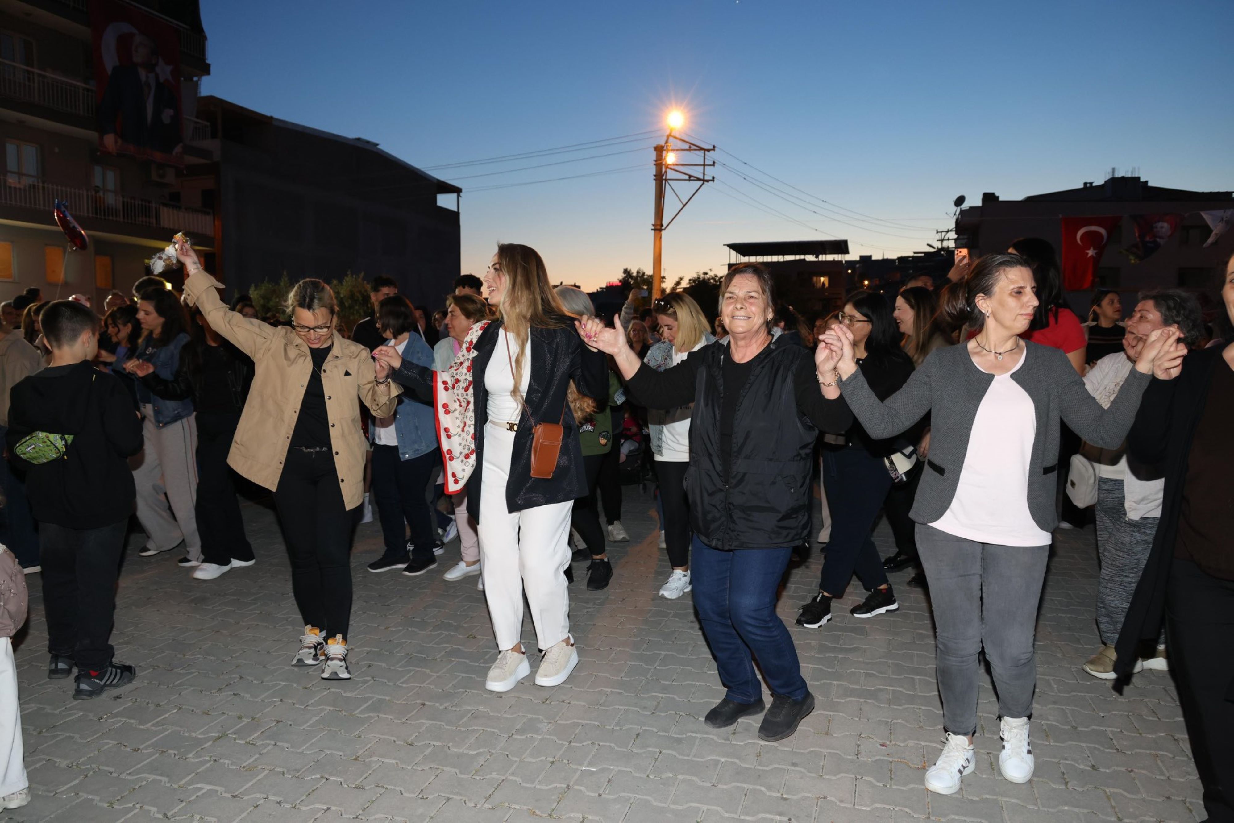 Kardeşlik Ateşi Çiğli’de Yandı (1)