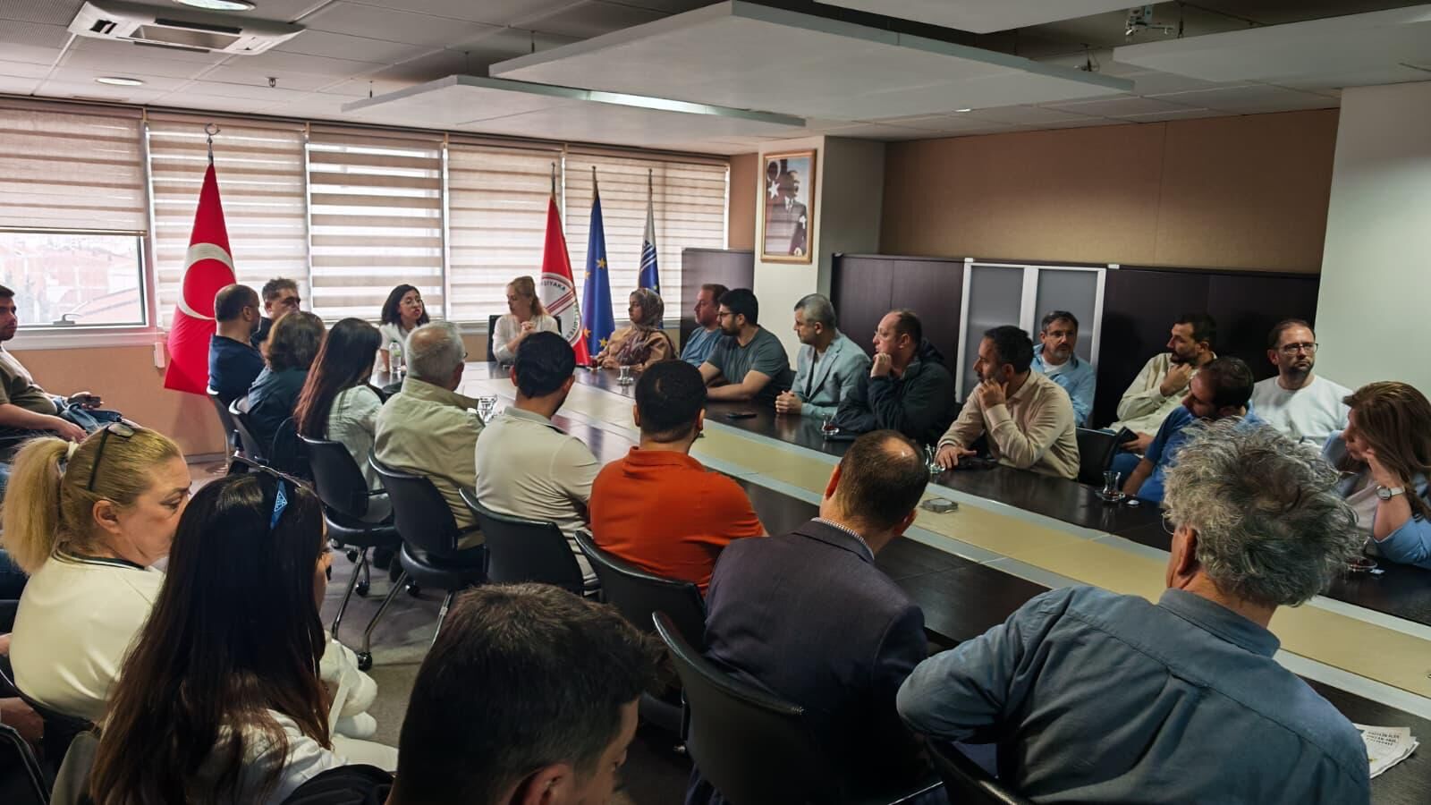 Karşıyaka'da Şantiyelere Mühür Ve Ceza Uyarısı! (5)