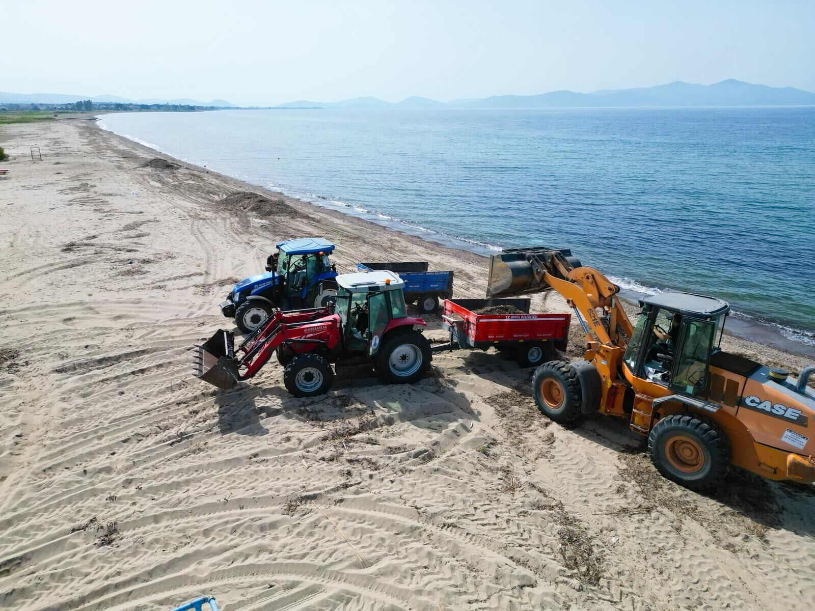 Kuzey Ege’nin Önemli Turizm Merkezlerinden Biri Olan Dikili, Yaz Sezonu Ve Önümüzdeki Hafta Kutlanacak Kurban Bayramı Öncesinde Hazırlıklarını Tamamladı. (4)