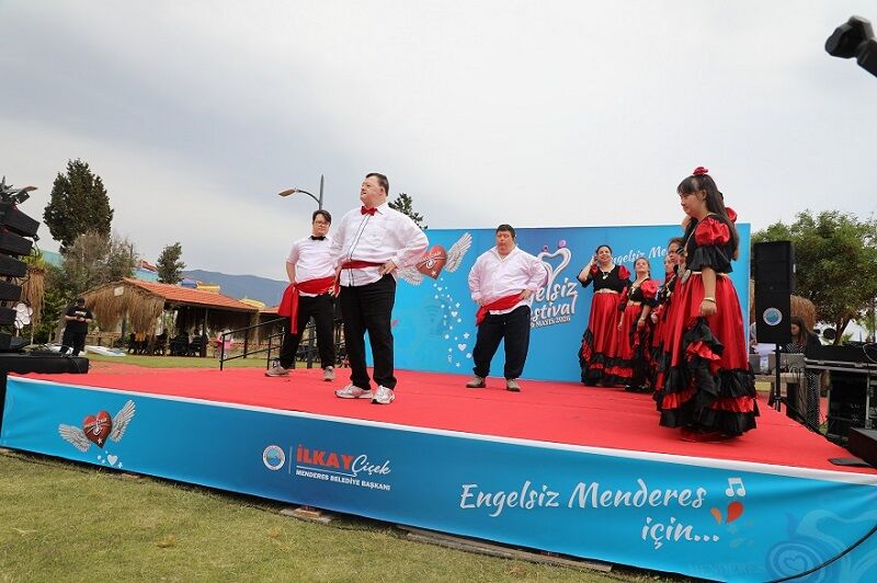 Menderes Engelsiz Festivali Ilk Gününde Yoğun Ilgi Gördü (4)