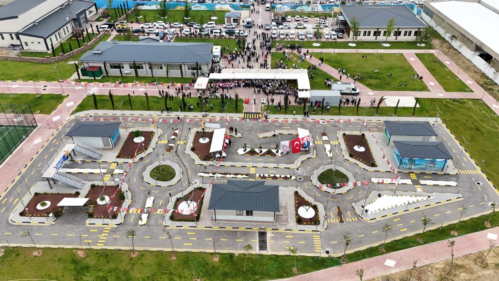 Menemen Asarlık’ta Trafik Eğitim Parkuru Hizmete Açıldı (2)