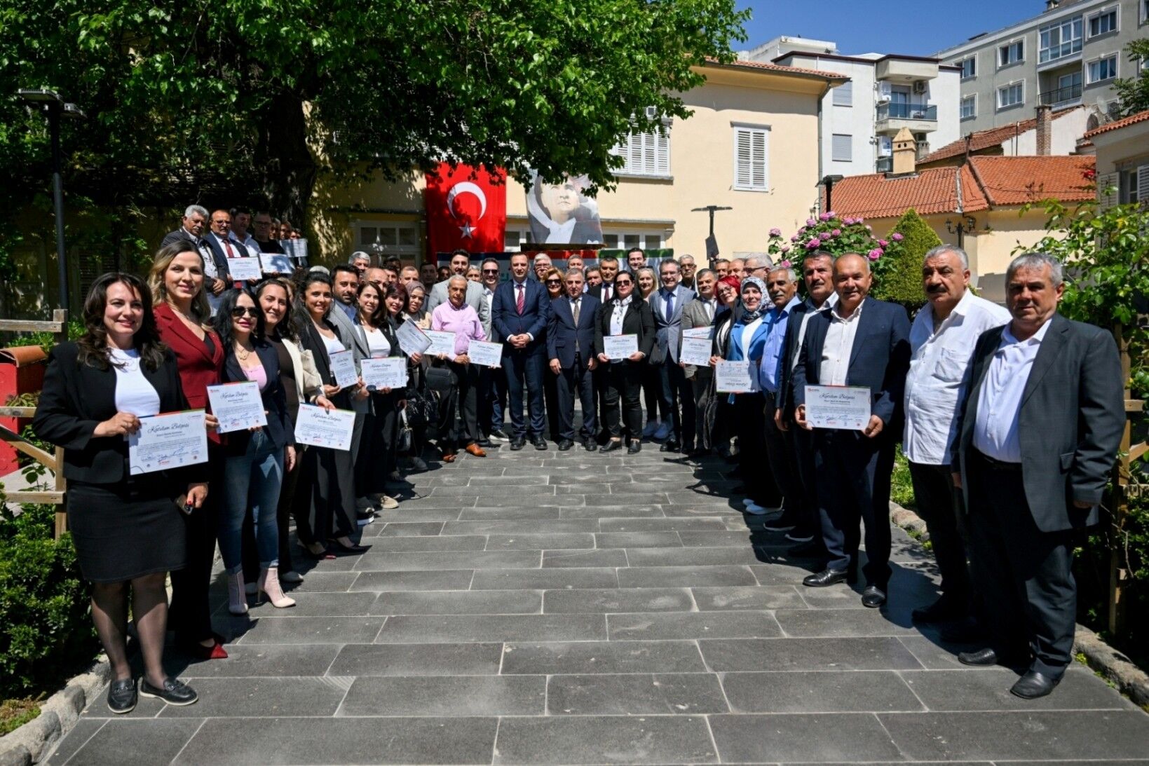 Muhtarlar Akademisi’nde Mezuniyet Heyecanı (4)