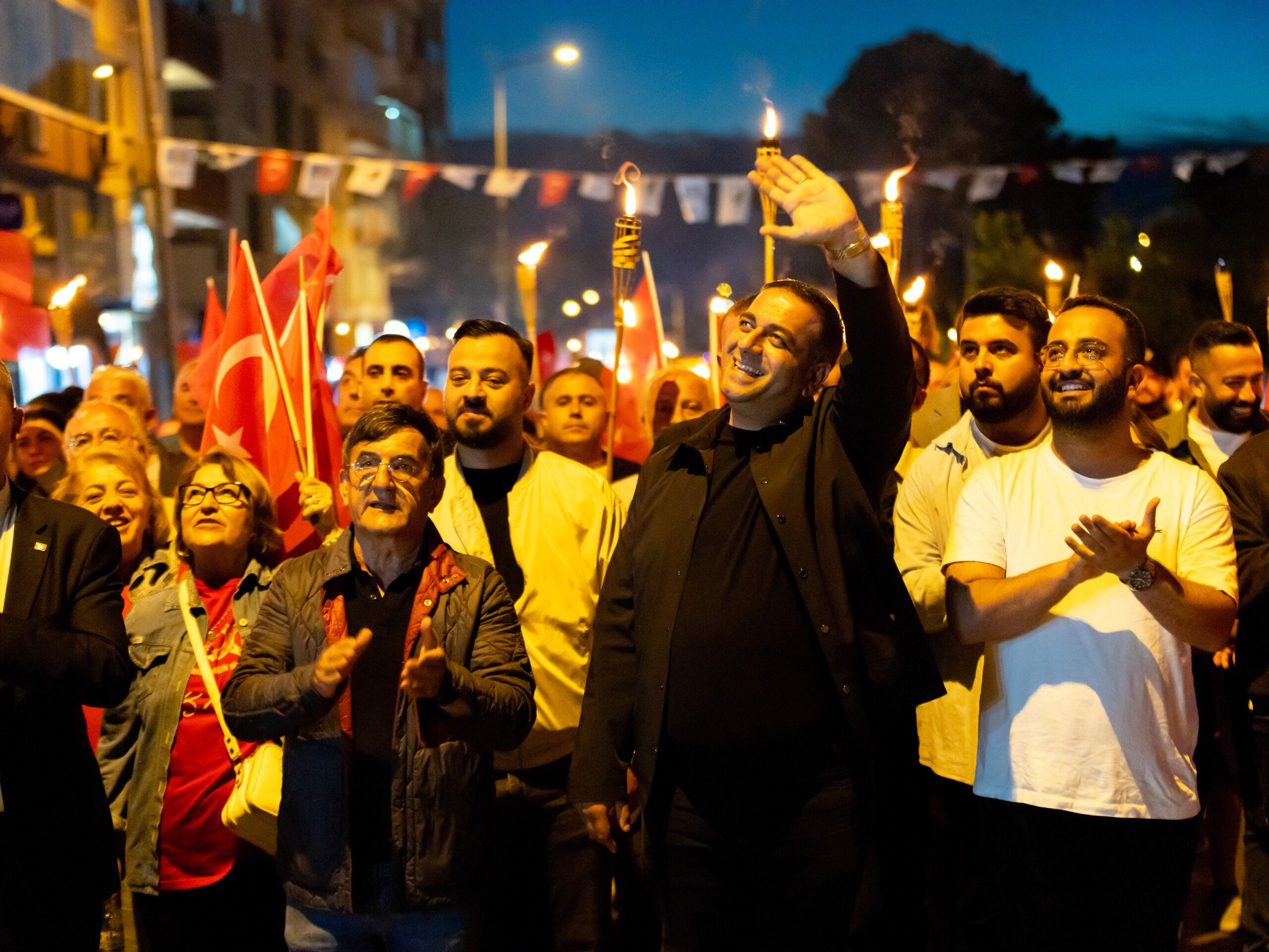 Narlıdere, Atatürk’ü Anma, Gençlik Ve Spor Bayramı’nı 19 Mayıs Korteji Ve Fener Alayı Ile Coşkulu Bir Şekilde Kutladı (4)