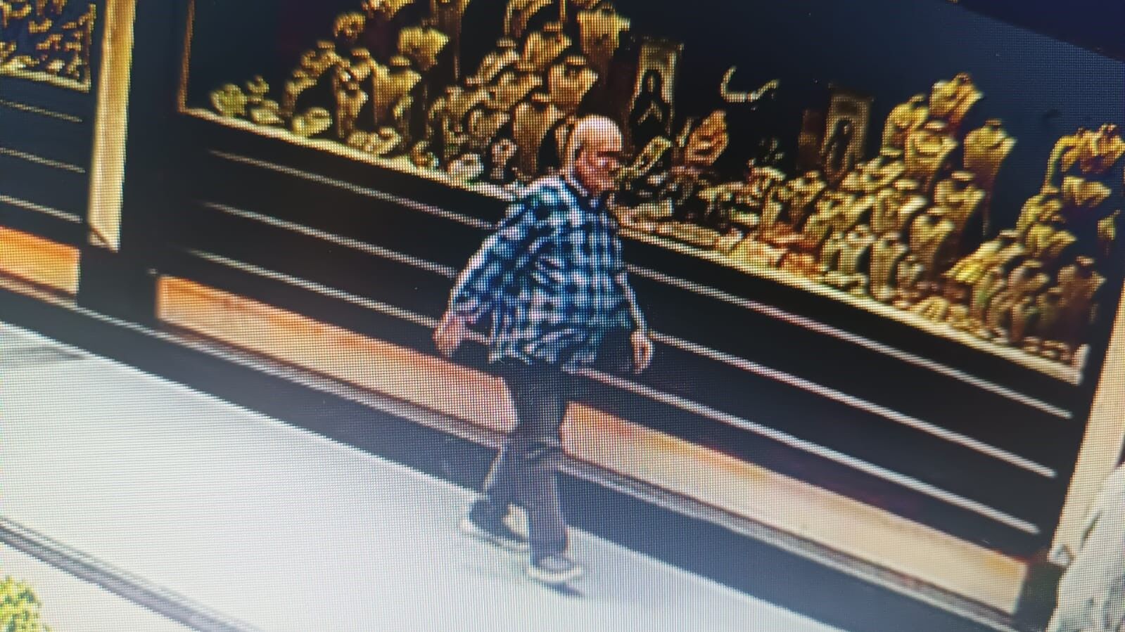 Nevşehir’de Yaşayan İbrahim Şahin, Sabah Saatlerinde Kendisini Polis Olarak Tanıtan Dolandırıcıların Hedefi Oldu. (2)