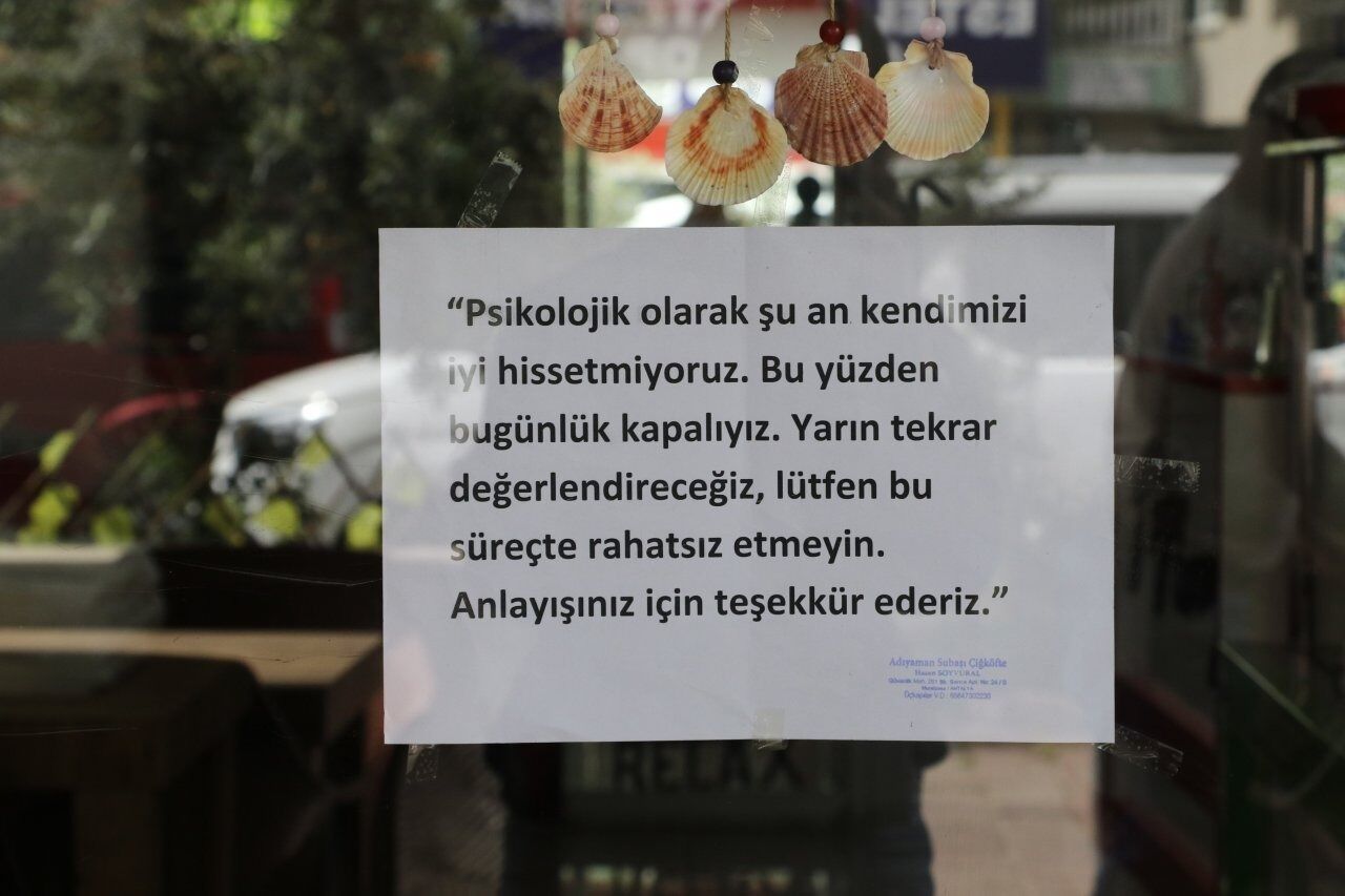 'Psikolojim Bozuk' Deyip Dükkanı Açmadı, Görenler Hem Güldü Hem Şaşırdı (2)