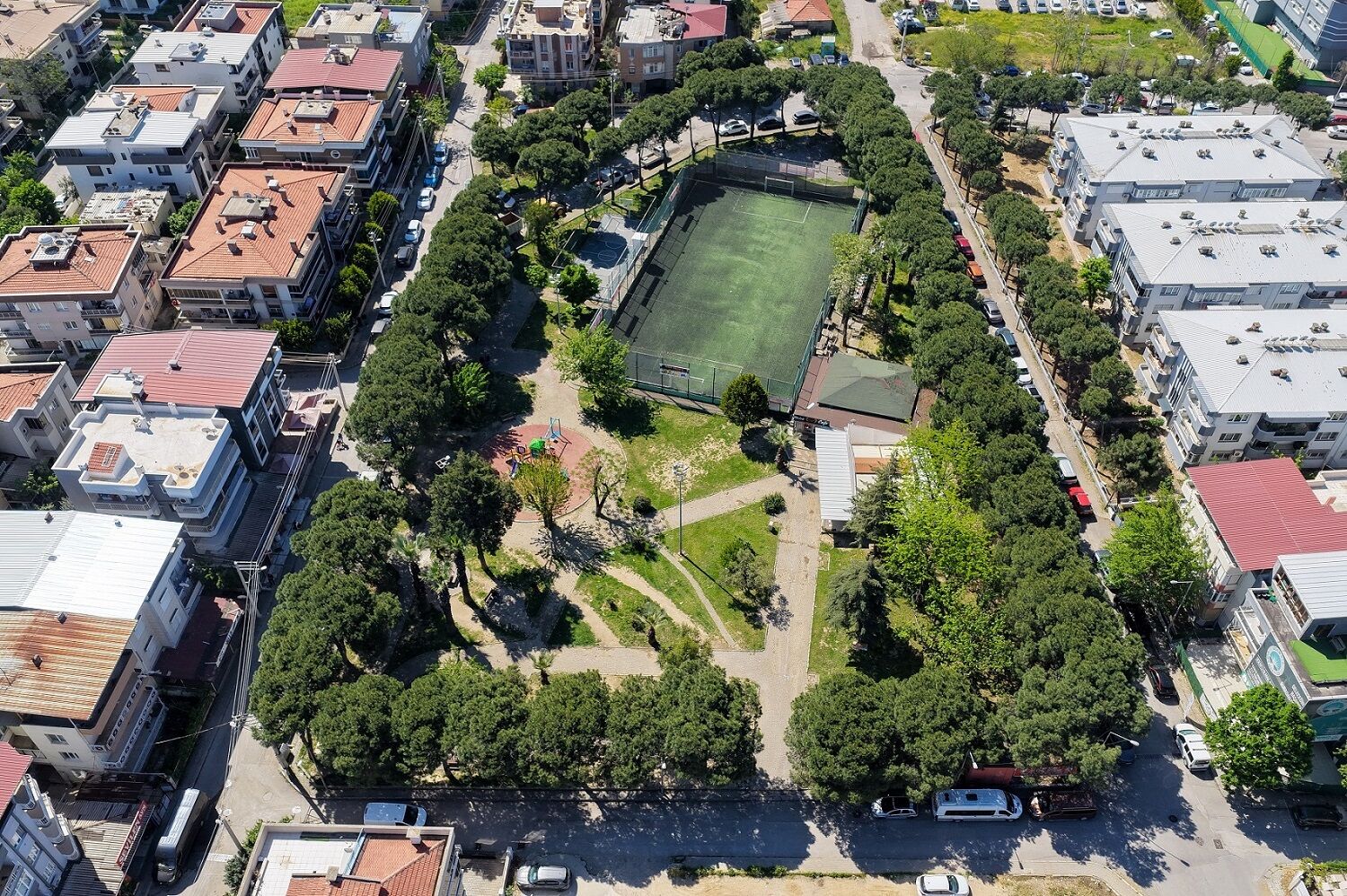 Şehit Ferit Yaşarlar Parkı Baştan Sona Yenileniyor (7)