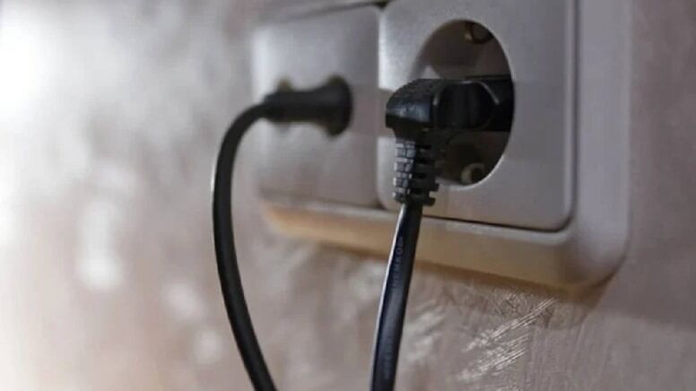 Tatilde Evdeki Elektronik Cihazlar Prizden Çekilmeli Mi (Yangın Ve Akım Koruma) (1)