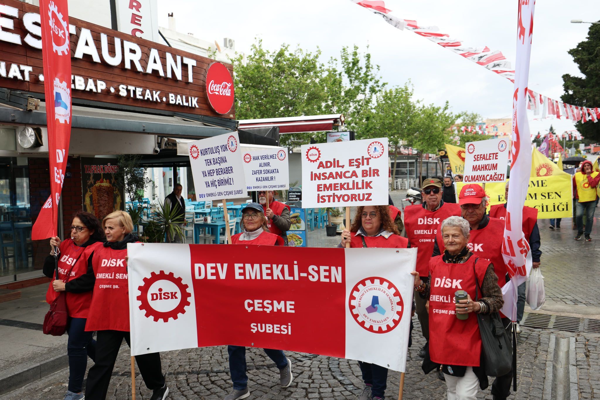 ÇEŞME 1 MAYIS