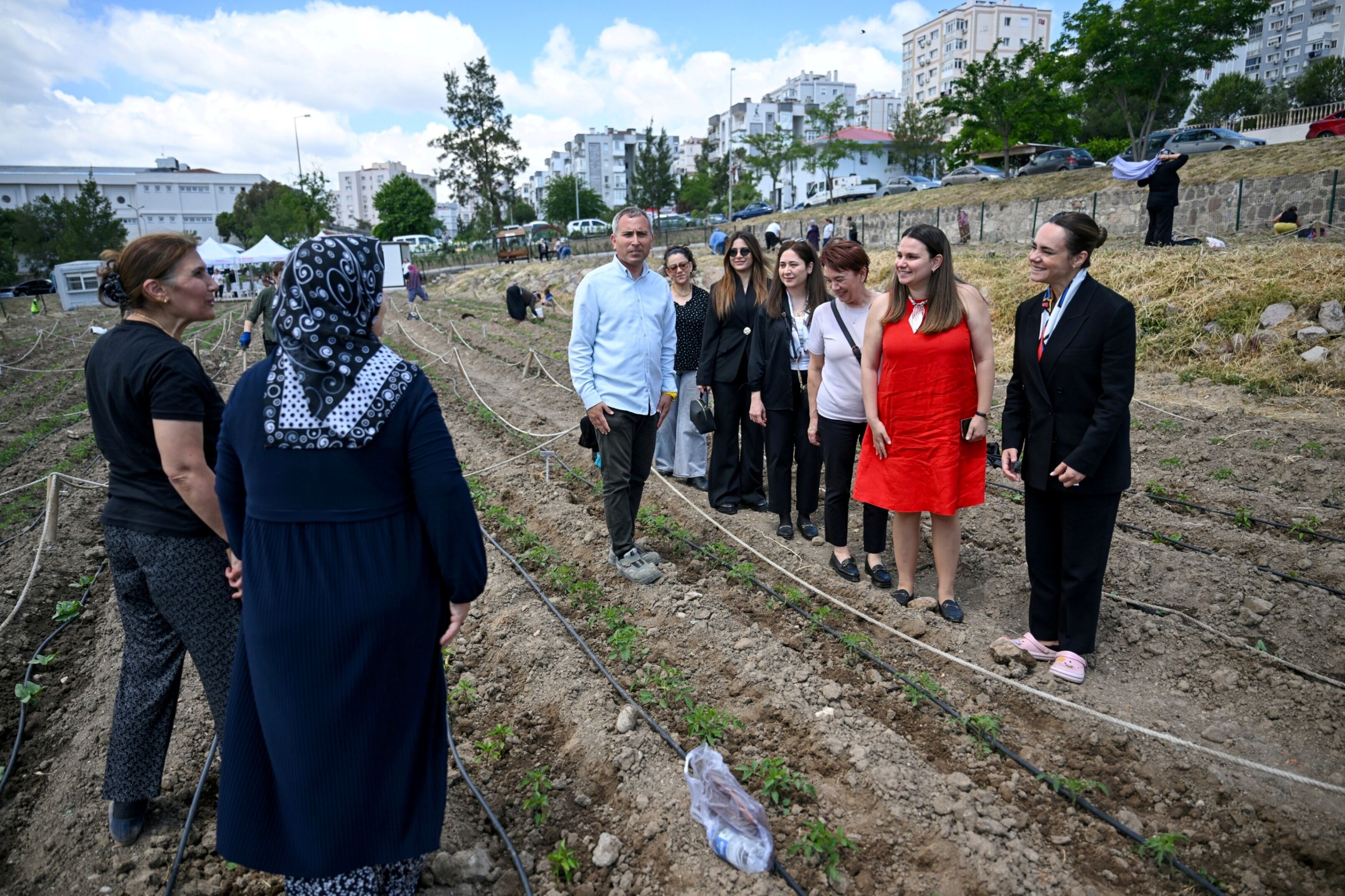 Başkan eşlerinin durağı Bornova oldu