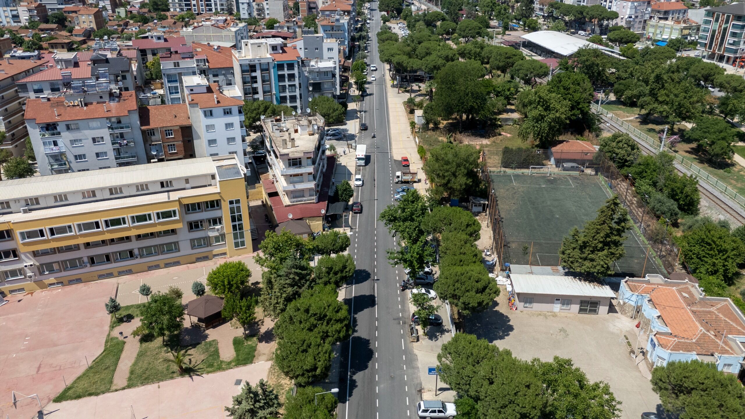 Ödemiş’te altyapı yatırımlarının ardından üstyapı çalışmaları hızlandı