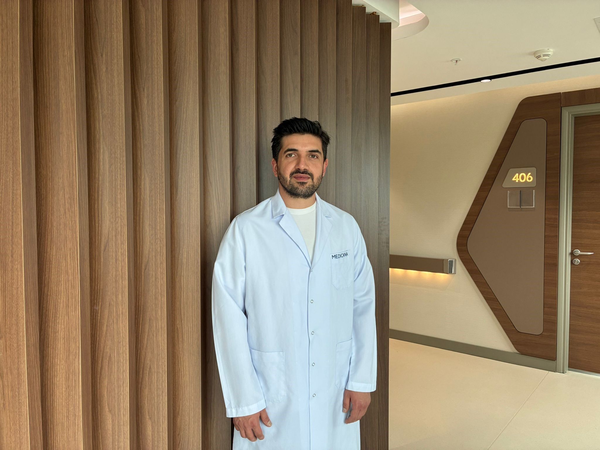 Uzmanlar, kadınlarda uzun süre devam eden kasık ve alt karın ağrılarının altında pelvik varislerin yatabileceğine dikkat çekiyor.