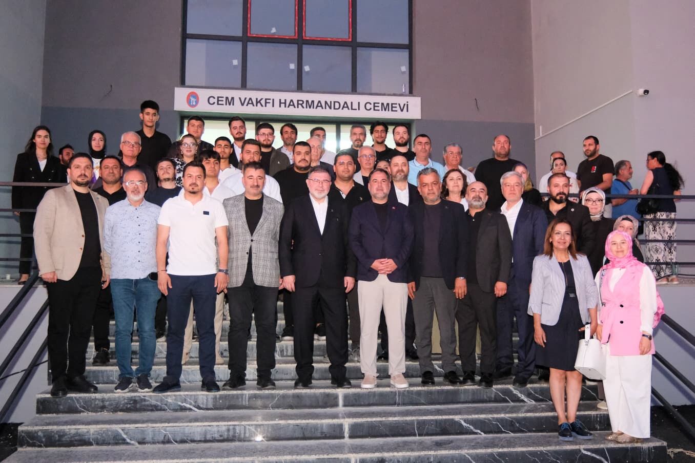 Ak Parti Karşıyaka Belediye Meclisi Grup Başkanvekili Hasan Ünal Tarafından (5)