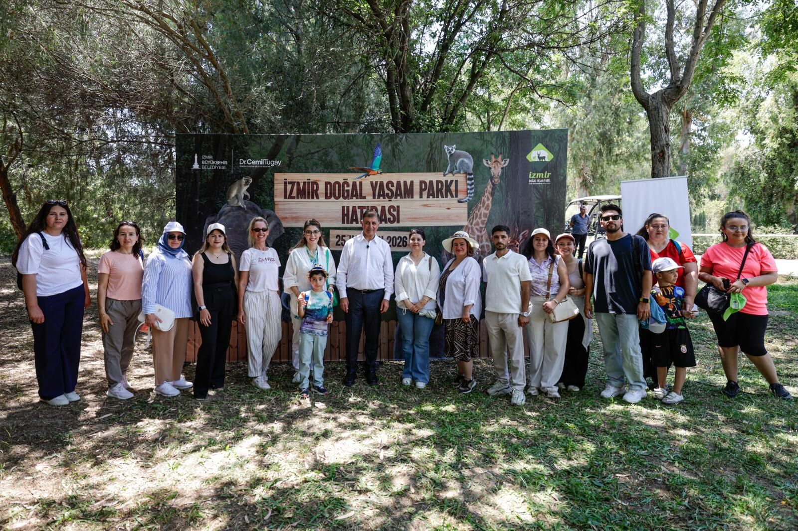 Başkan Tugay'dan Çocuklara Jest 207 Öğrenci Için Unutulmaz Gün (1)