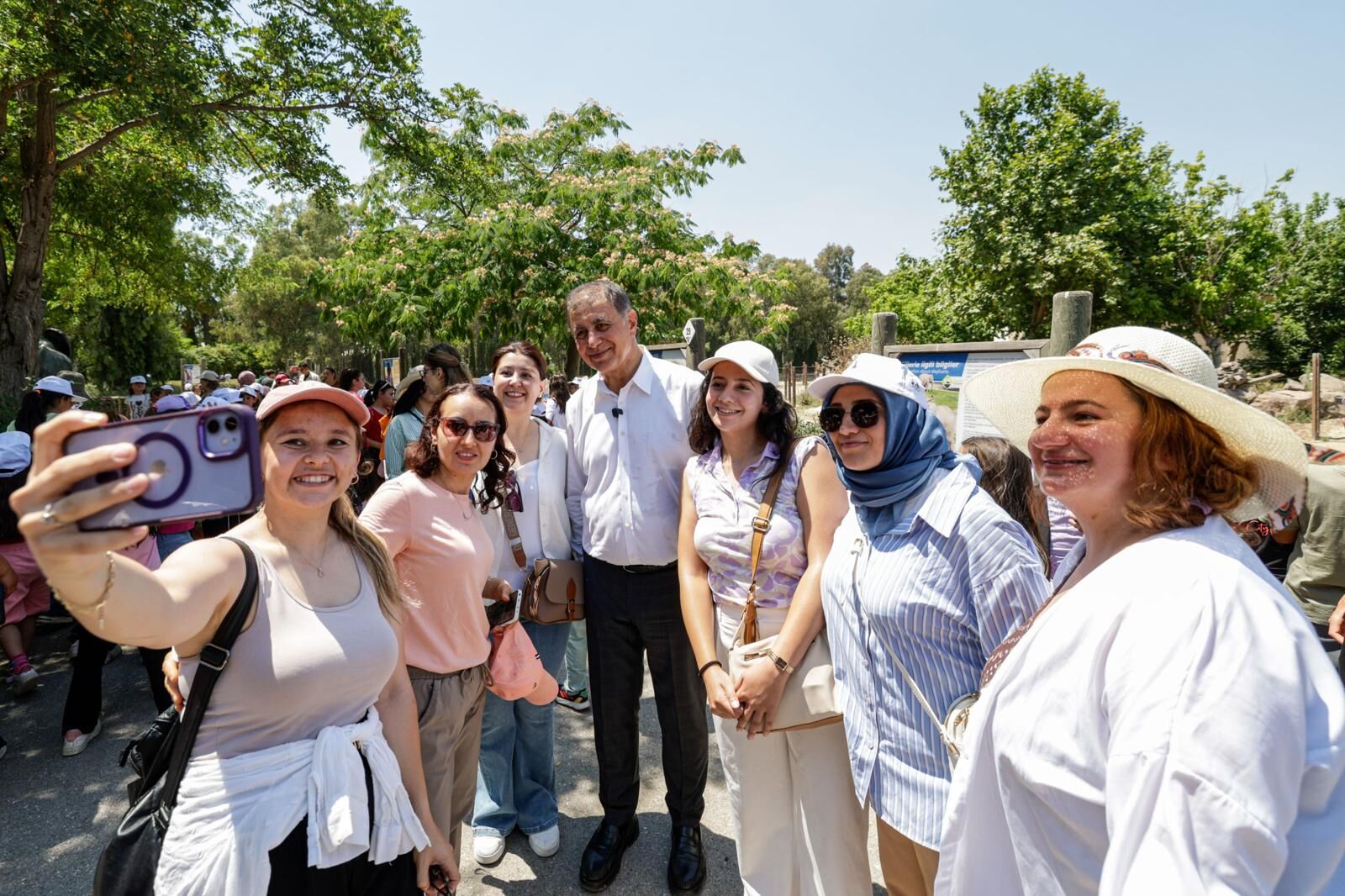 Başkan Tugay'dan Çocuklara Jest 207 Öğrenci Için Unutulmaz Gün (6)