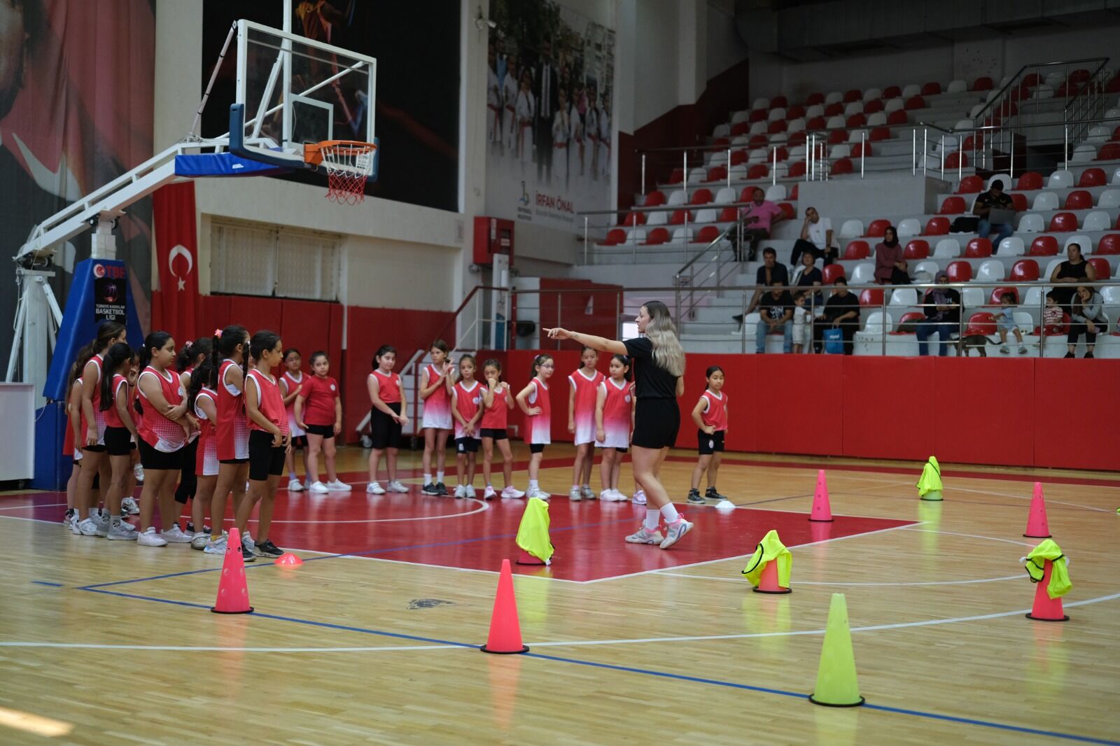 Bayraklı’da Yaz Spor Okulları İçin Kayıtlar Başladı (12)