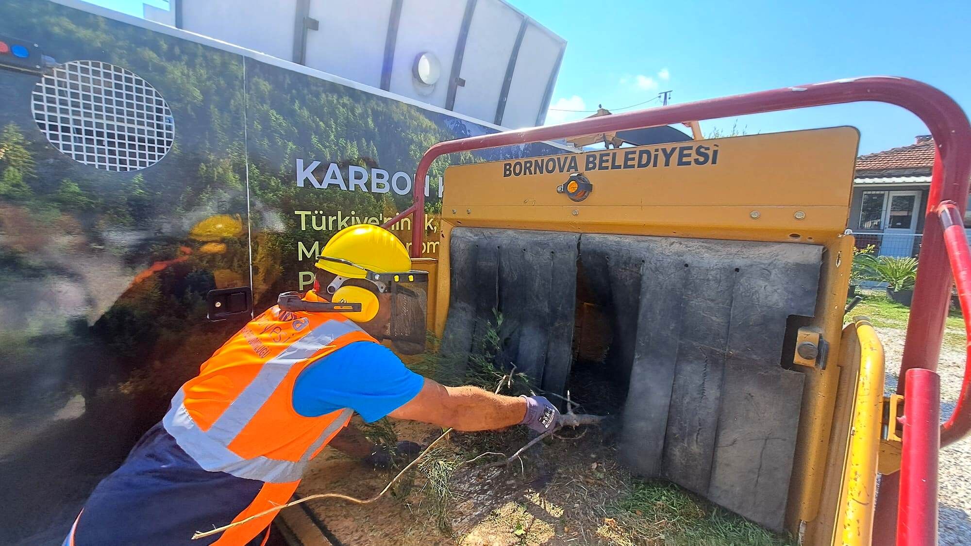 Bornova Belediyesi, Yaz Aylarının (1)