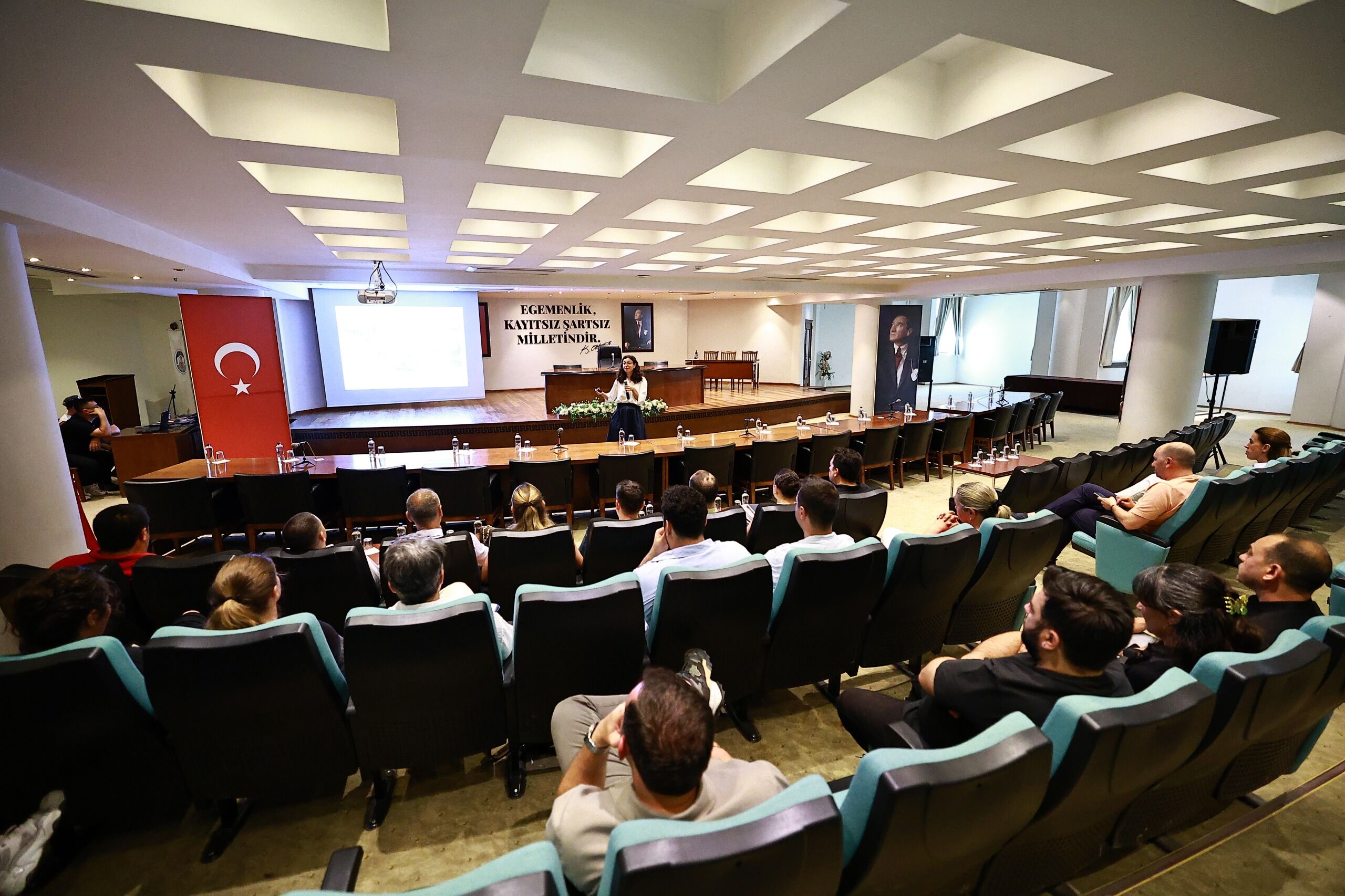 Çamlık Atatürk Evi Toplantı (6)