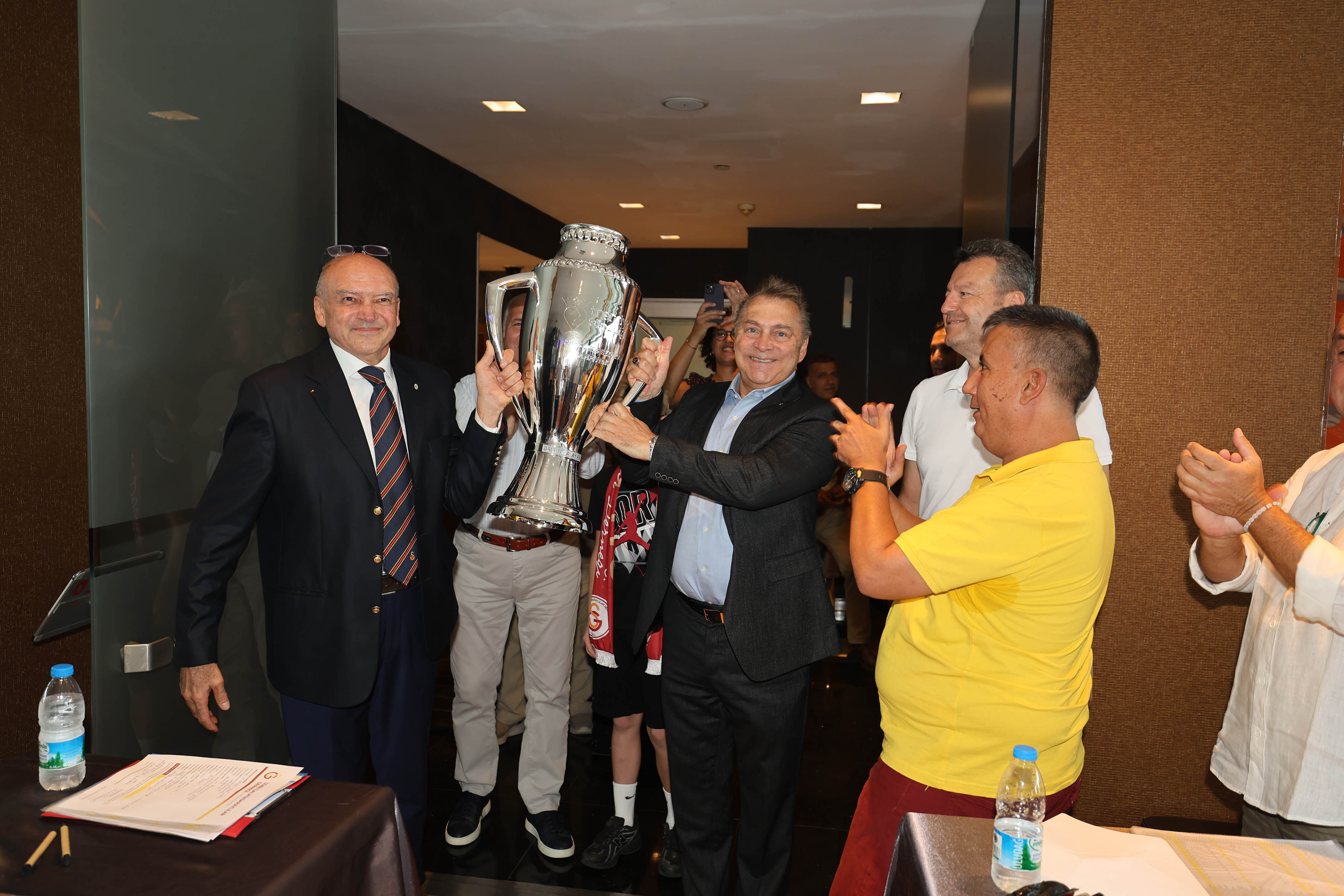 Eşref Uraz, Oğuz Özkardeş (2)