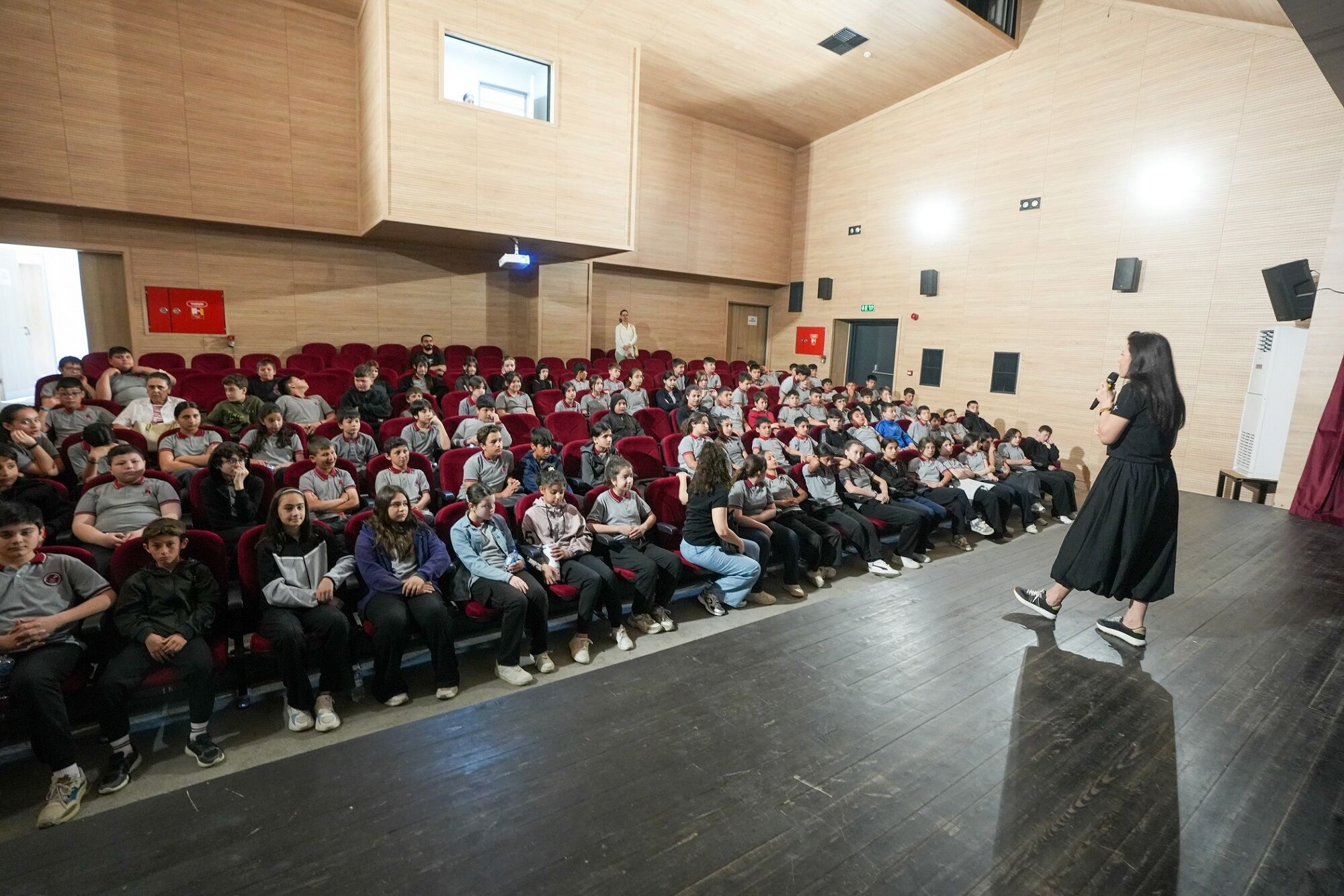 Gaziemir Belediyesi’nden 5 Bin 486 Öğrenciye Geri Dönüşüm Eğitimi (5)