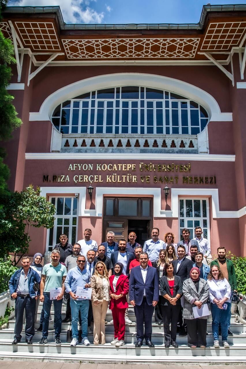 İgc Basin Akademi̇si̇ Afyonkarahi̇sar’da Gazeteci̇lerle Dayanişmayi Büyüttü (1)-1