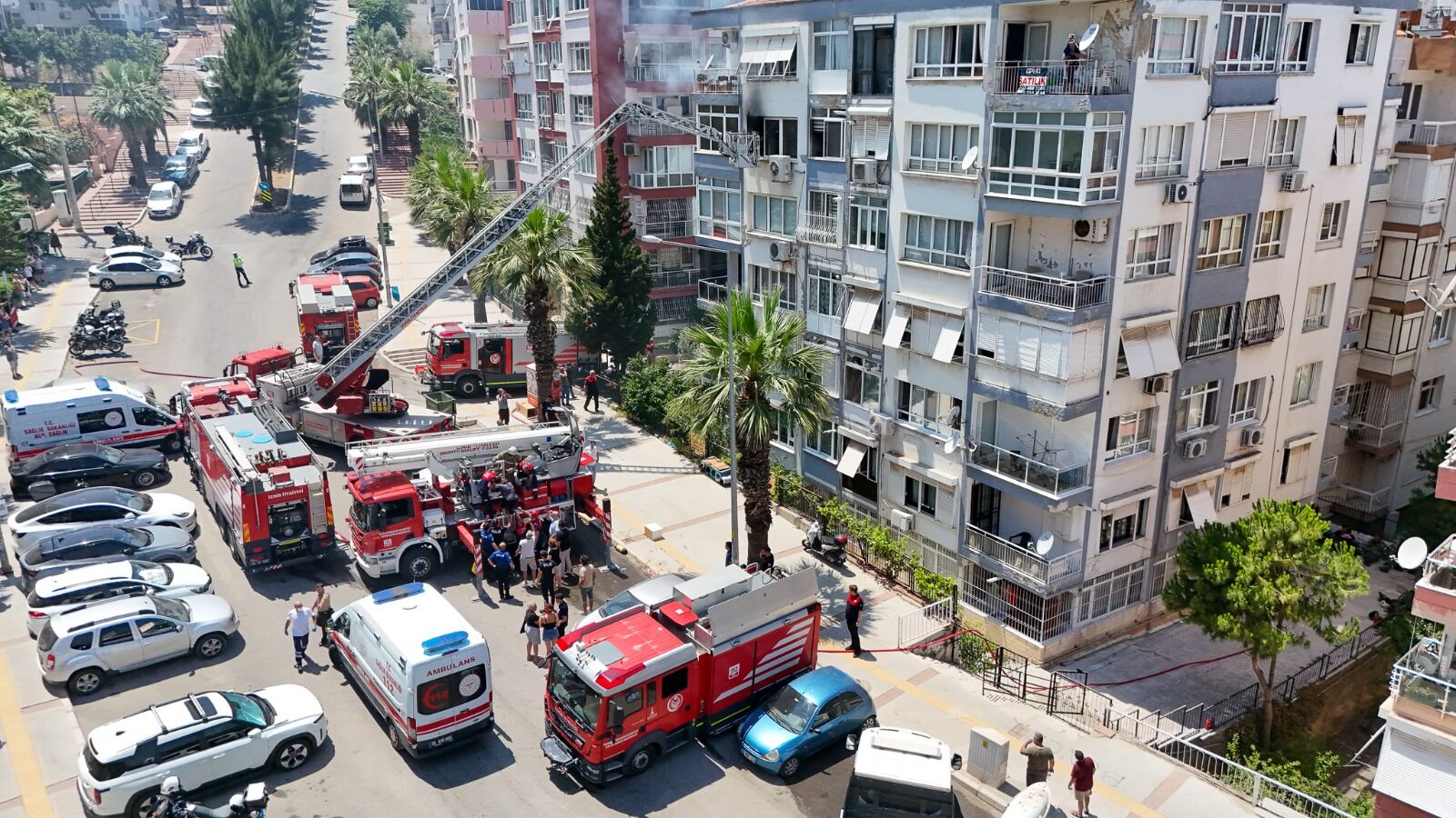 İzmir’in Karabağlar Ilçesi Üçkuyular Mahallesi (3)