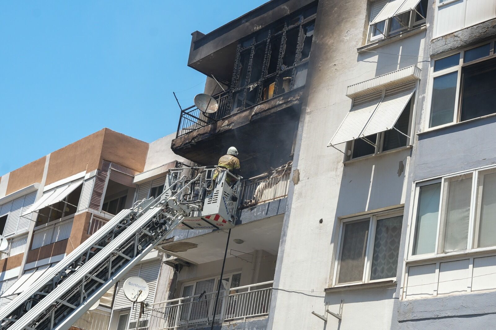 İzmir’in Karabağlar Ilçesi Üçkuyular Mahallesi (5)