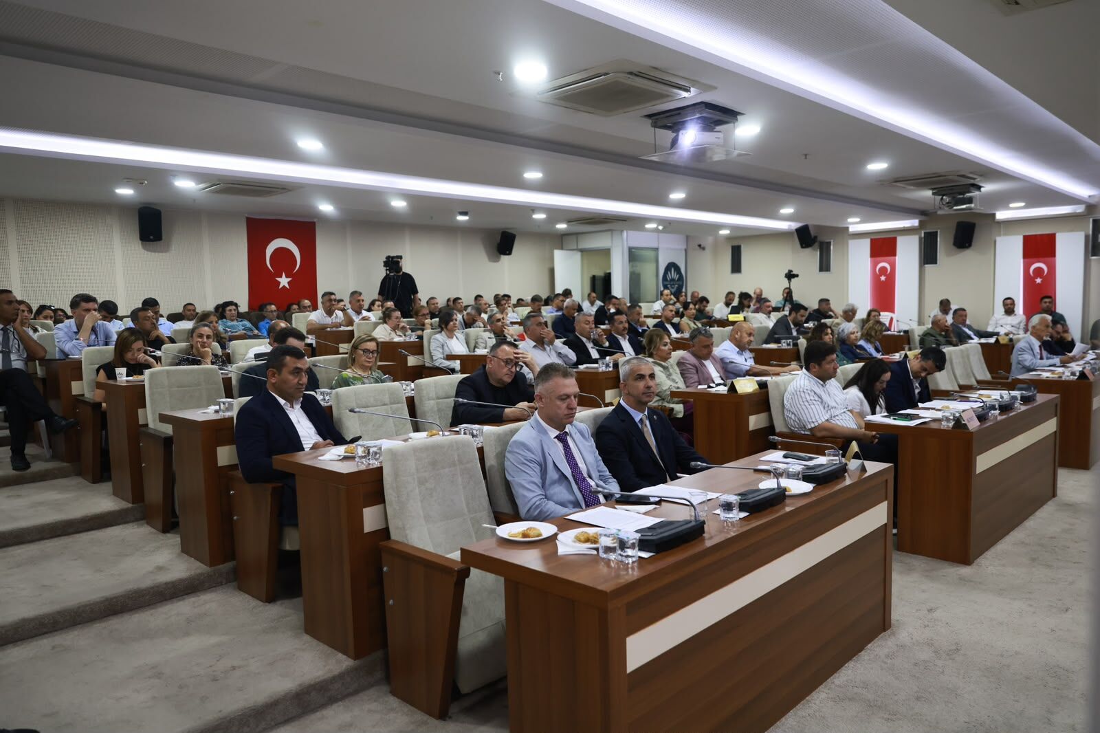 Karabağlar Belediyesi Haziran Ayı Meclisi (1)