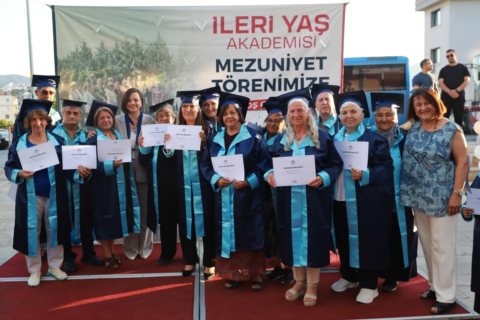 Karabağlar İleri Yaş Akademisi (6)