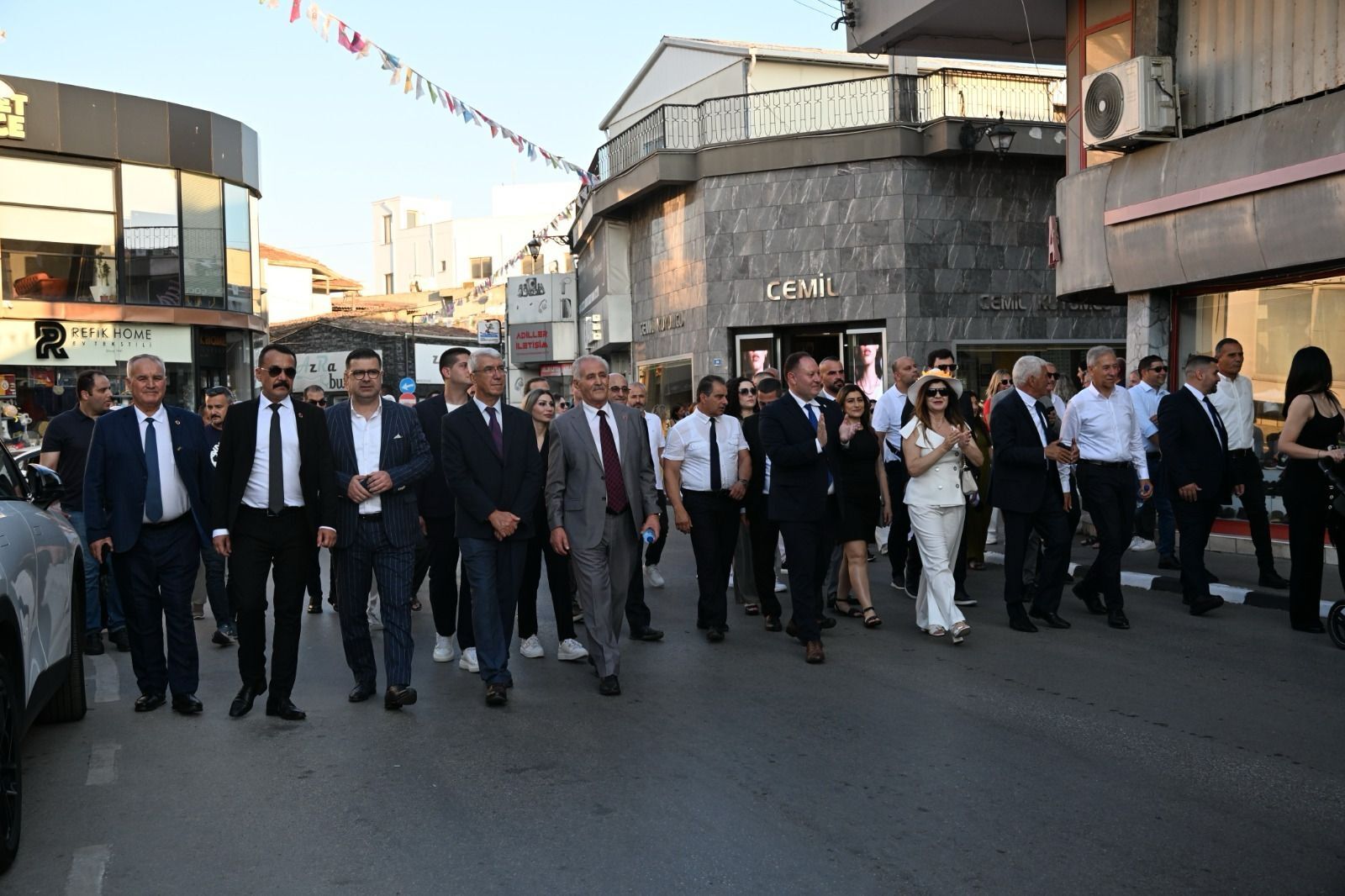 Manisa Büyükşehir Belediyesi Heyeti Güzelyurt Portakal Festivali’ne Katıldı (2)