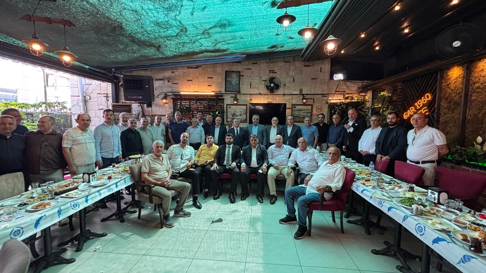 Milliyetçi Hareket Partisi (Mhp) İzmir İl Başkanlığı’nın Ev Sahipliğinde Düzenlenen Kahvaltı Programında, Farklı Federasyon, Konfederasyon, Vakıf Ve Derneklerin Temsilcileri Bir Araya Geldi (3)