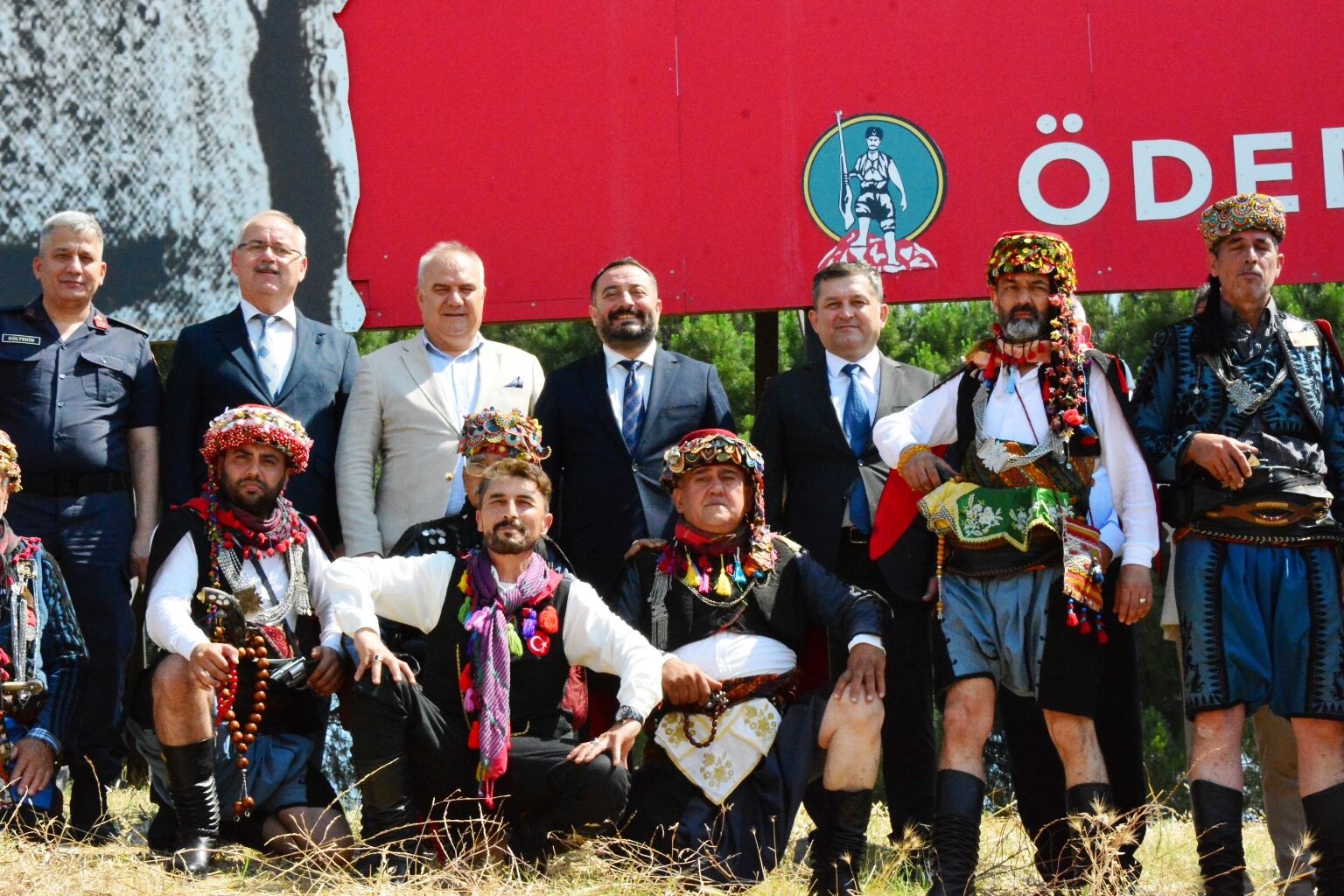 Odemis Ilkkursun (13)