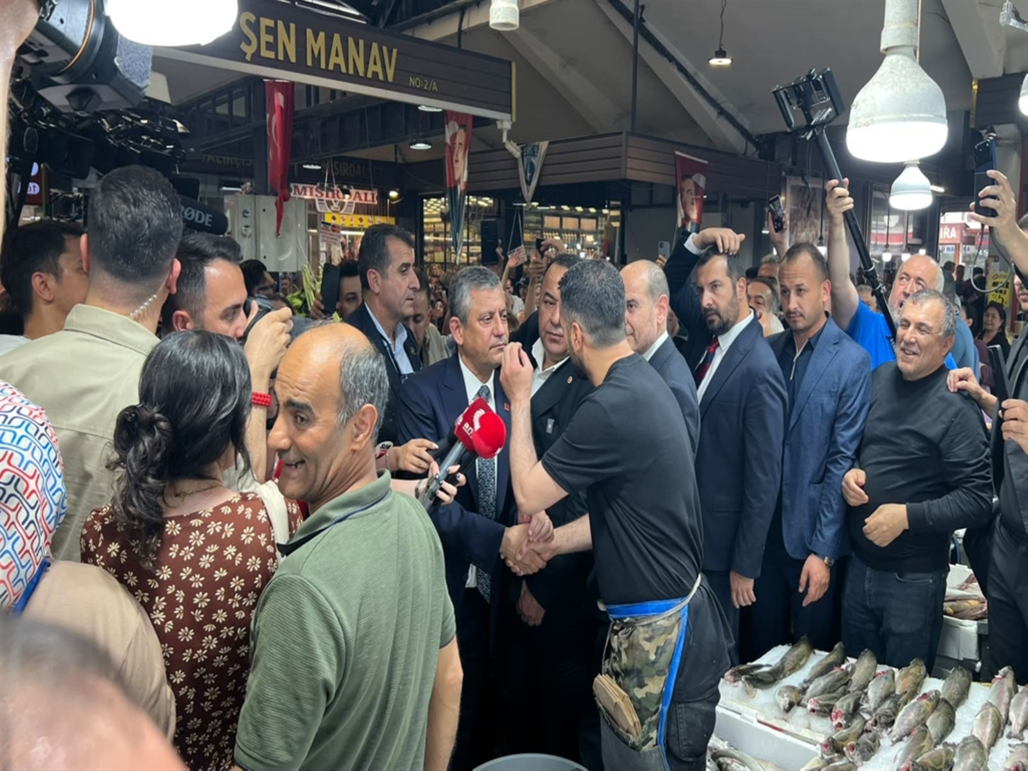 Özel'den Kılıçdaroplu................... (1)